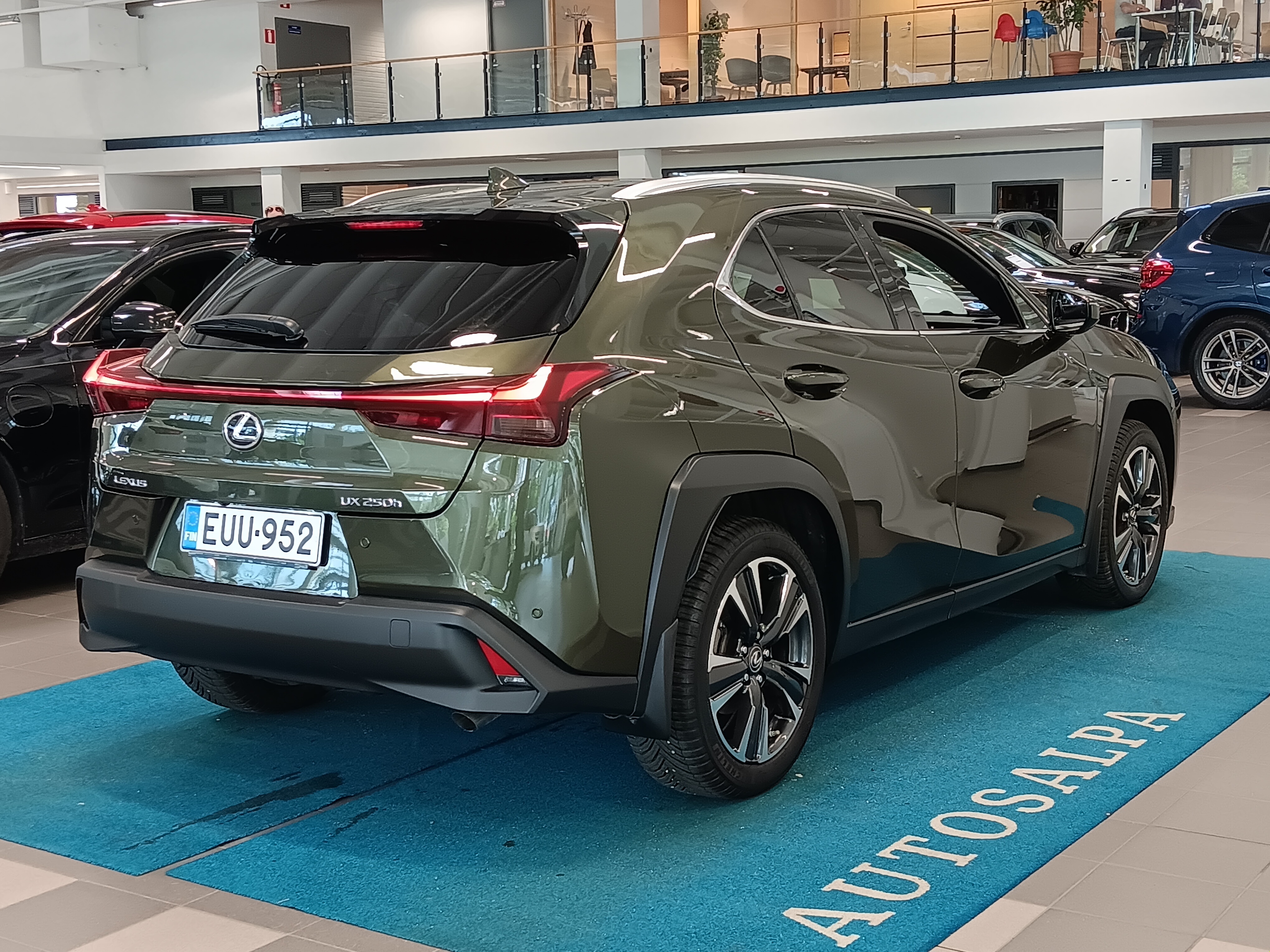 Lexus UX 250H BUSINESS.