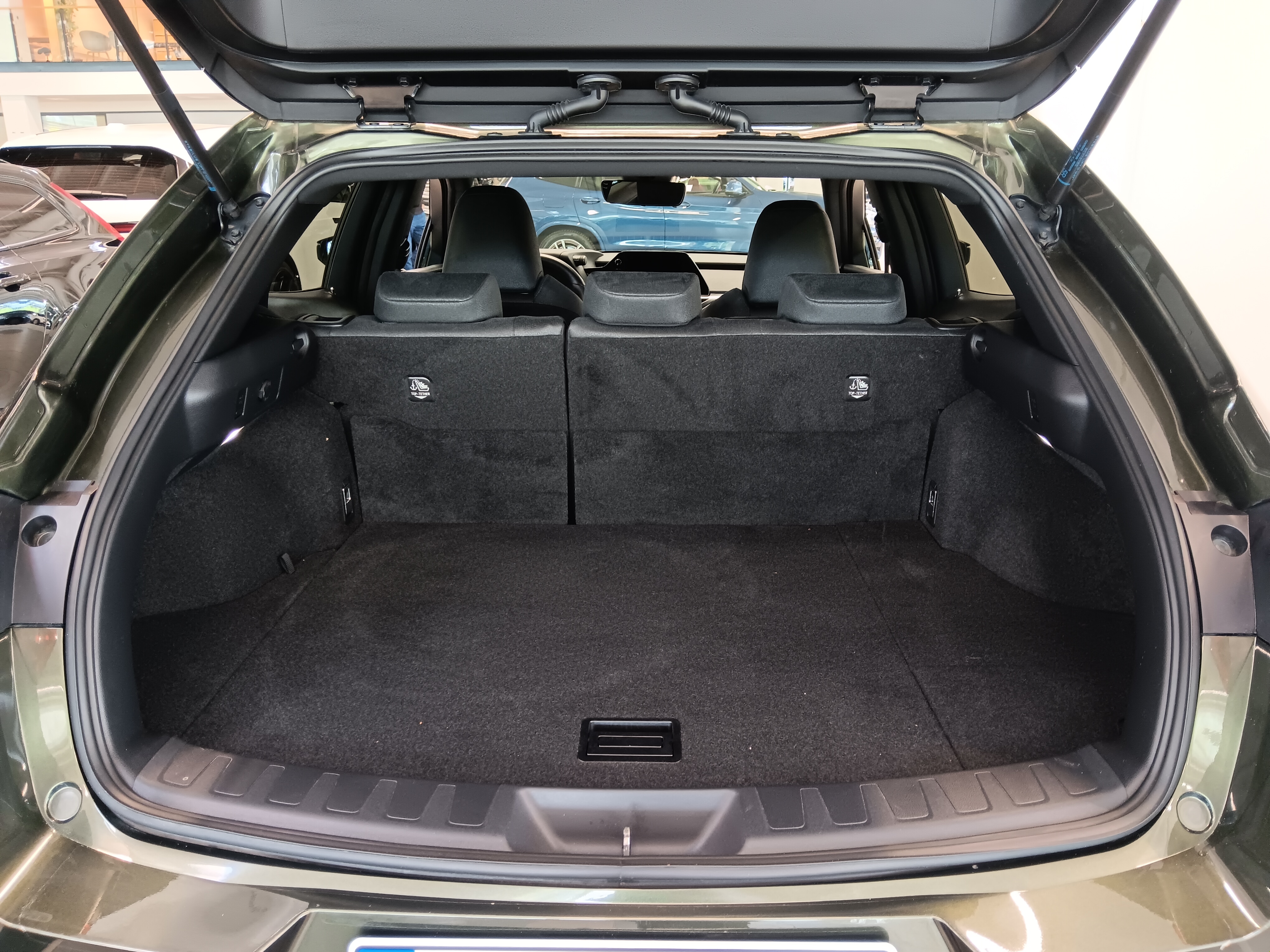 Lexus UX 250H BUSINESS.