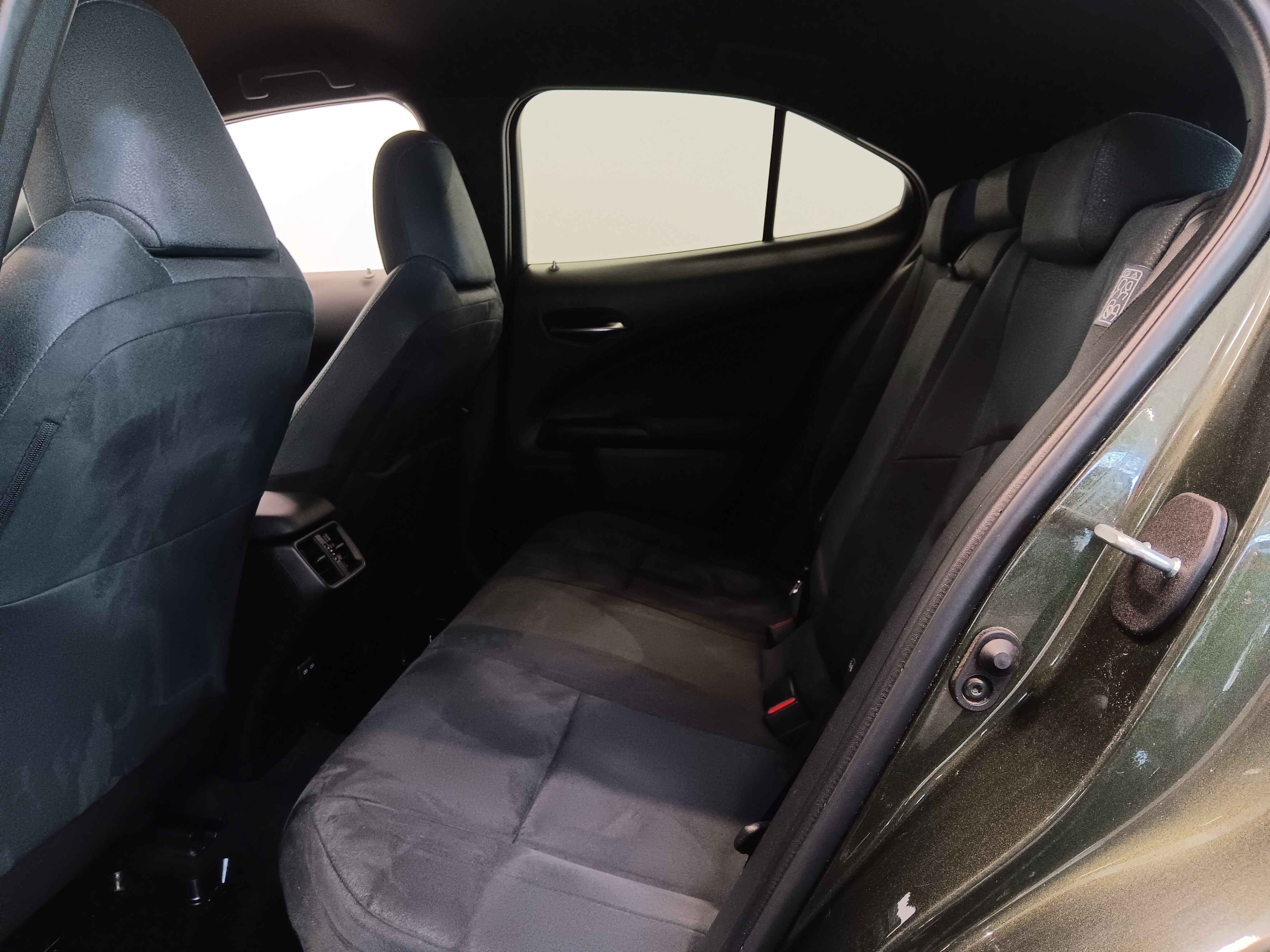 Lexus UX 250H BUSINESS.