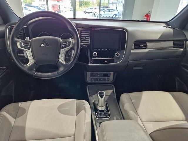 Mitsubishi OUTLANDER PHEV INSTYLE 4WD 5P
