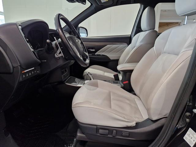 Mitsubishi OUTLANDER PHEV INSTYLE 4WD 5P