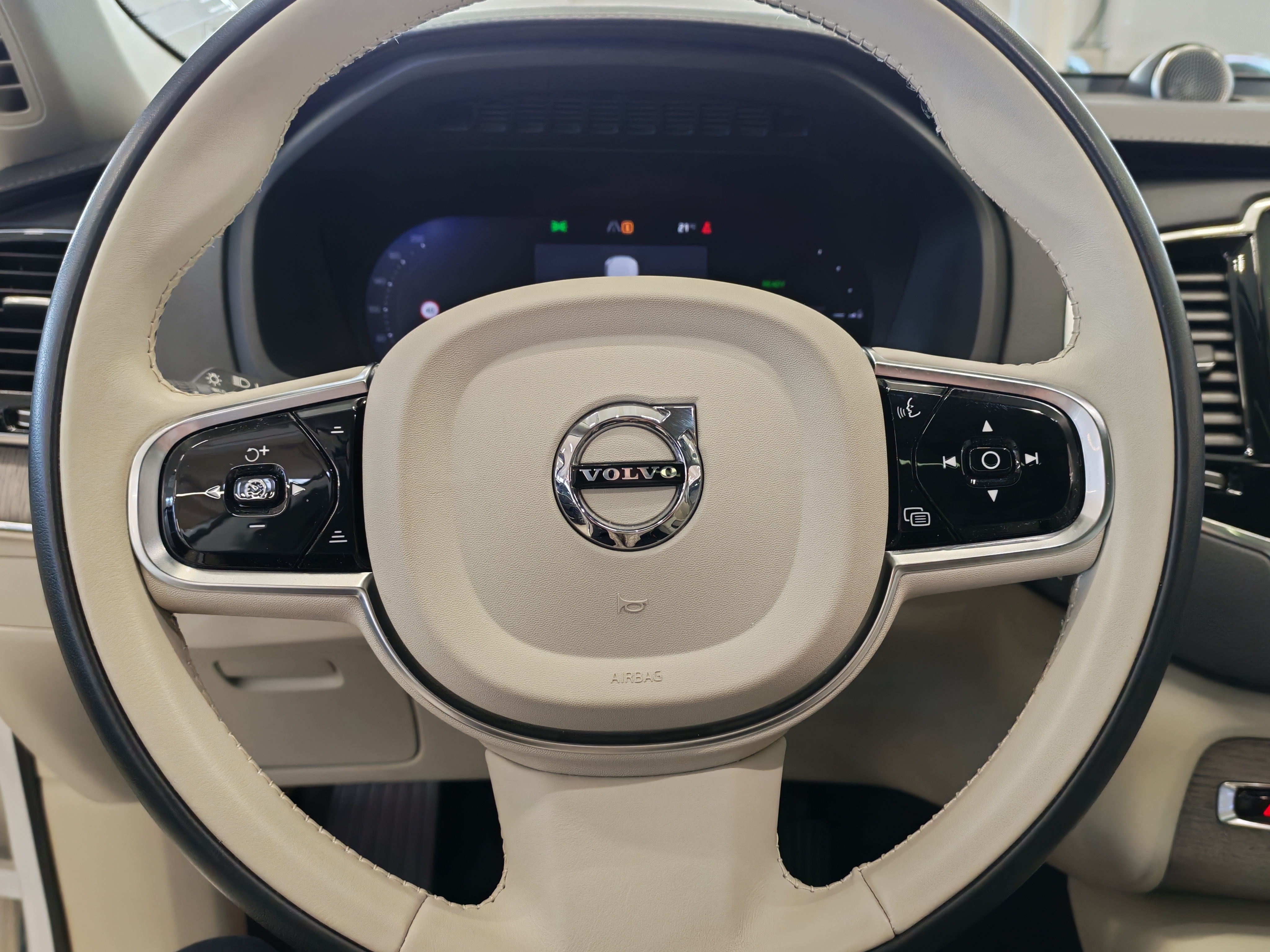 Volvo XC90 2024, bild 7/30