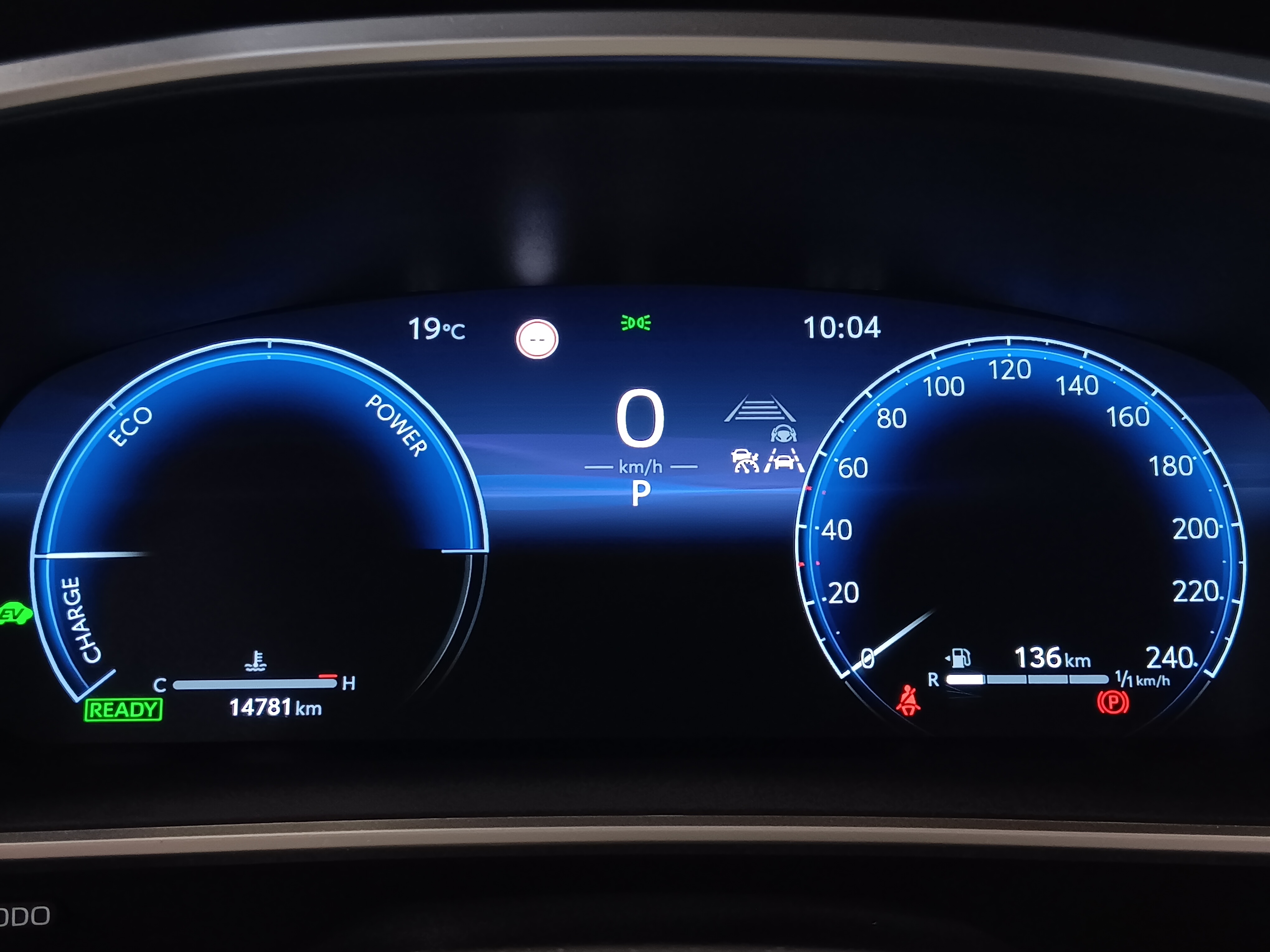 Toyota COROLLA CROSS 2.0 HYBRID LAUNCH EDITION