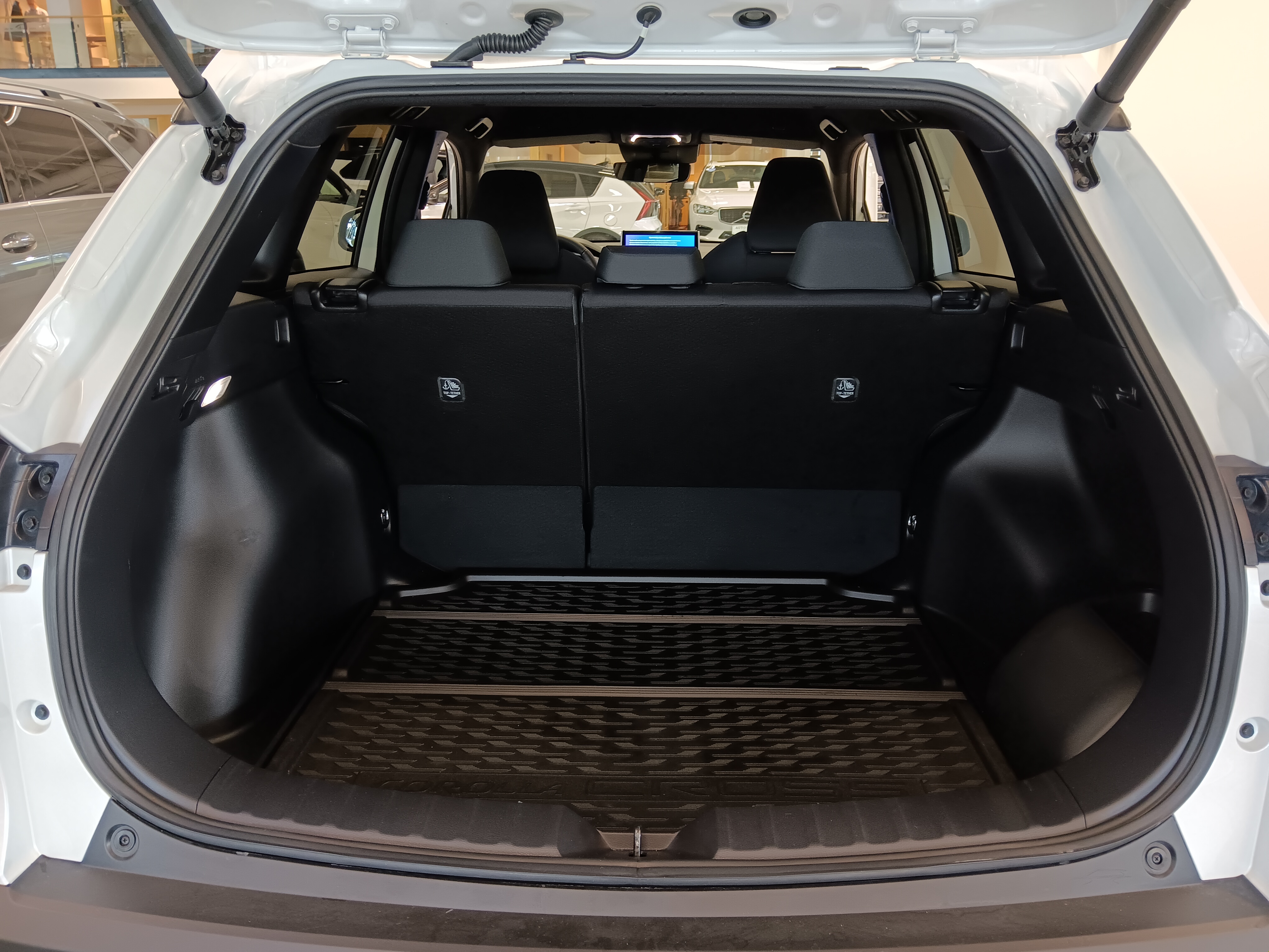 Toyota COROLLA CROSS 2.0 HYBRID LAUNCH EDITION