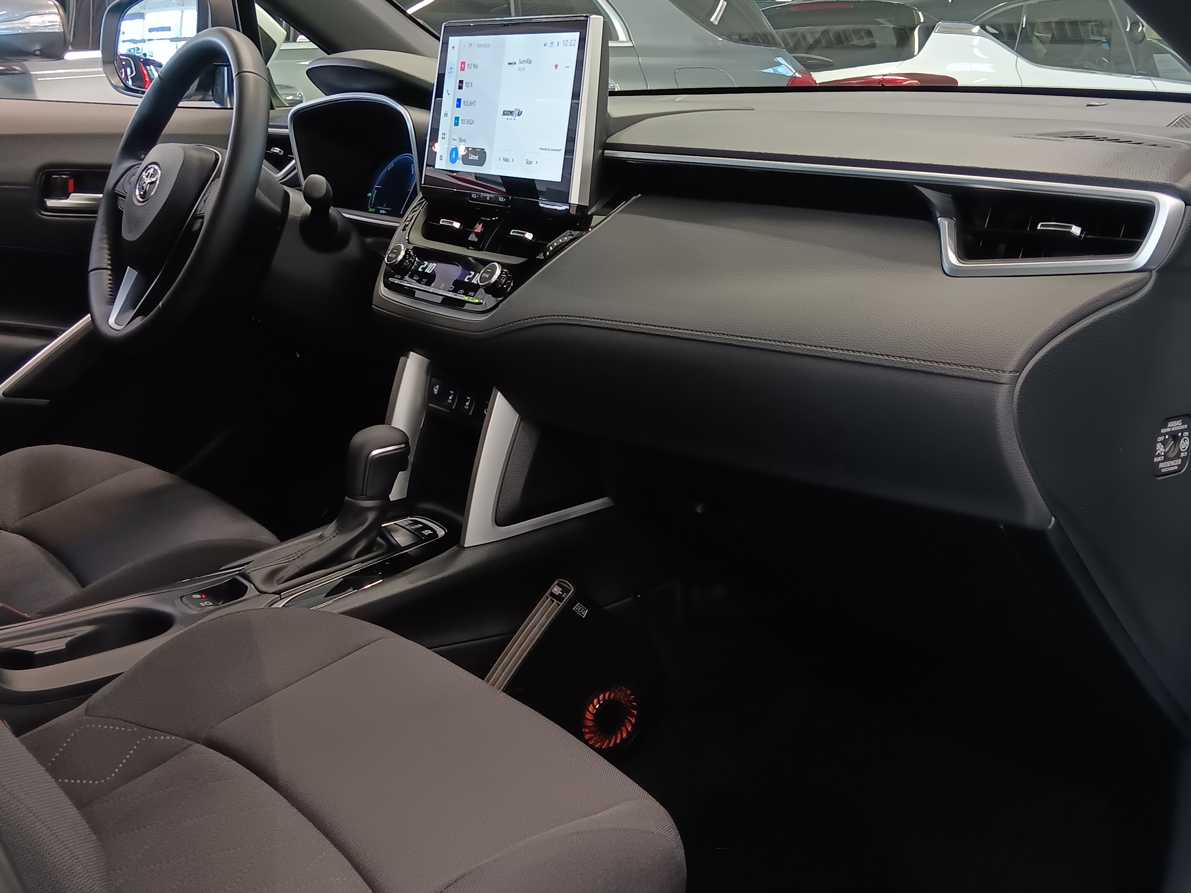 Toyota COROLLA CROSS 2.0 HYBRID LAUNCH EDITION