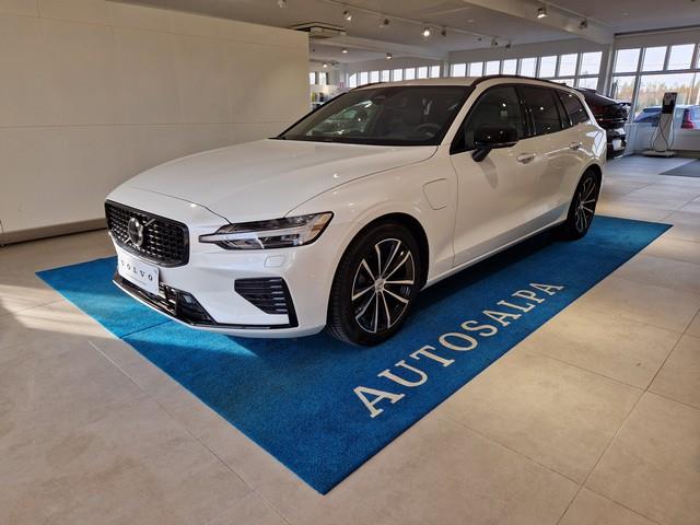 Volvo V60 T8 AWD LONG RANGE PLUS DARK. SELEKT TAKUU 24KK