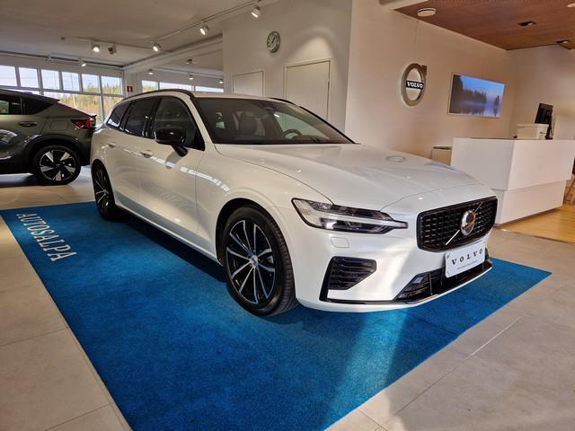 Volvo V60 T8 AWD LONG RANGE PLUS DARK. SELEKT TAKUU 24KK