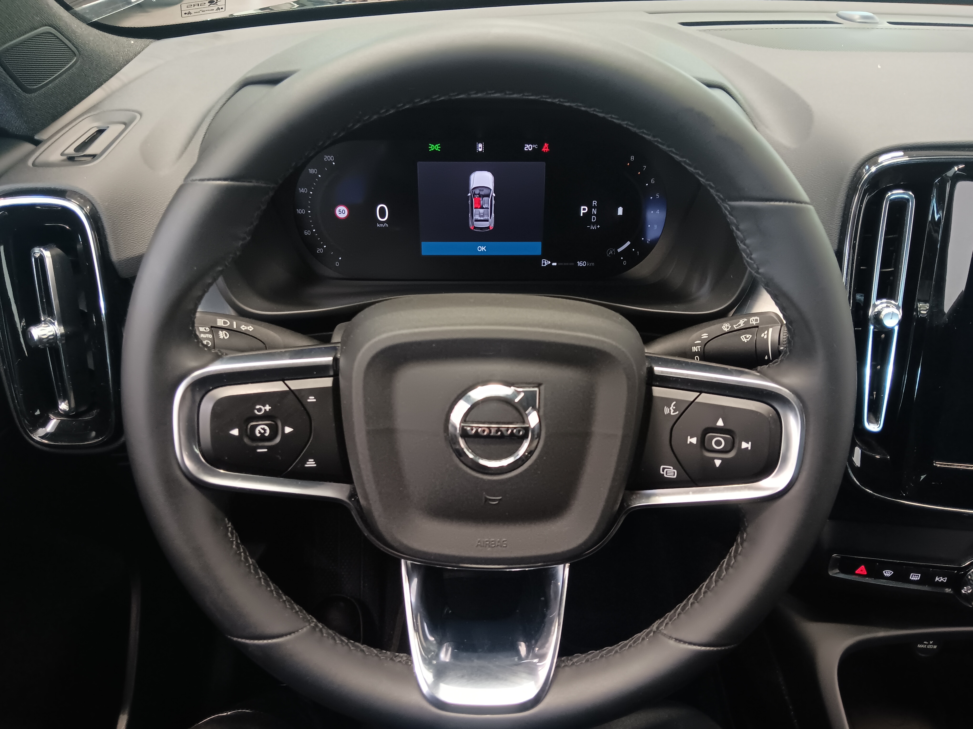 Volvo XC40 B3 MHEV BUSINESS PLUS DARK DCT.TAKUU 24KK/40TKM.