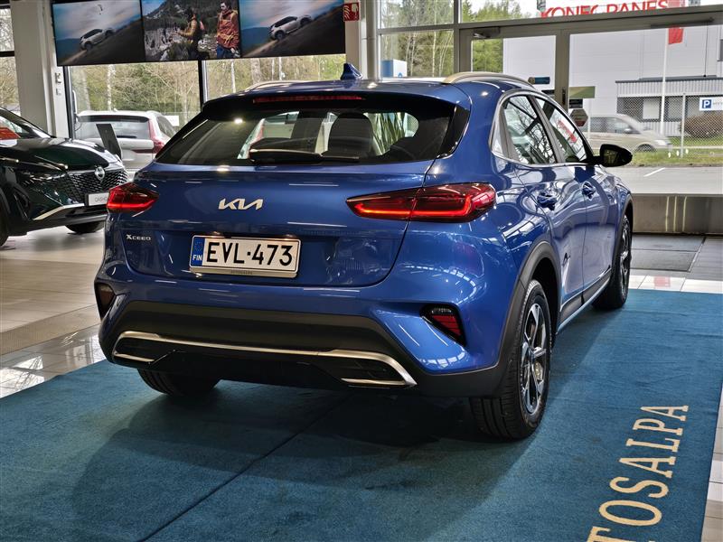 Kia XCEED 1.5 T-GDI 140HV BUSINESS PREMIUM DCT