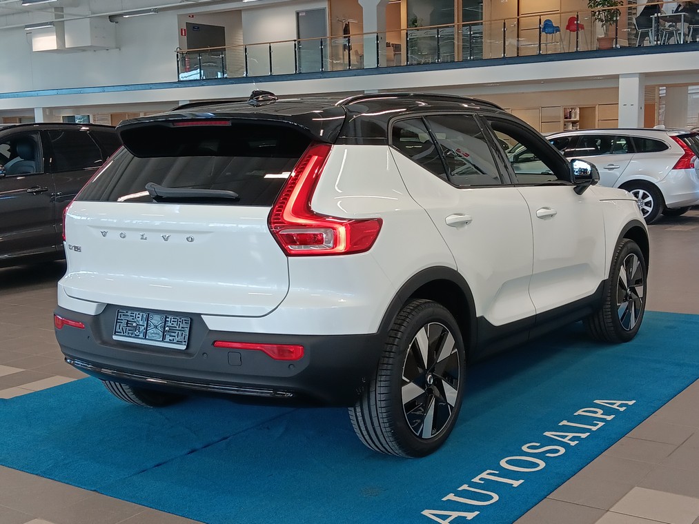 Volvo EX40 TWIN PLUS PRO.