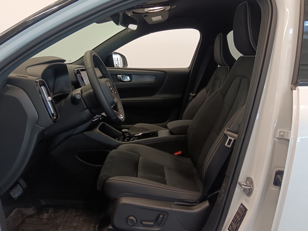 Volvo EX40 TWIN PLUS PRO.