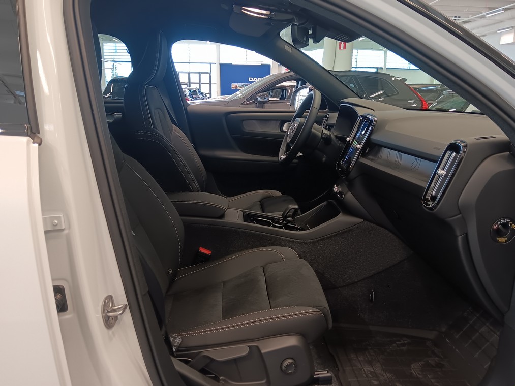 Volvo EX40 TWIN PLUS PRO.