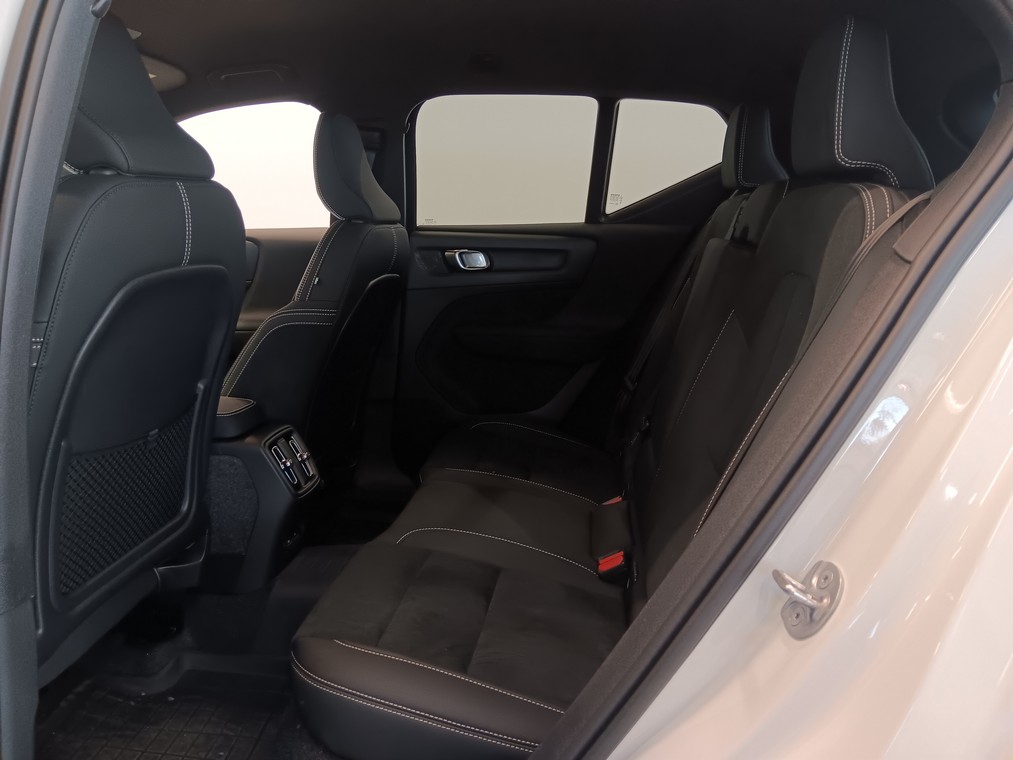 Volvo EX40 TWIN PLUS PRO.