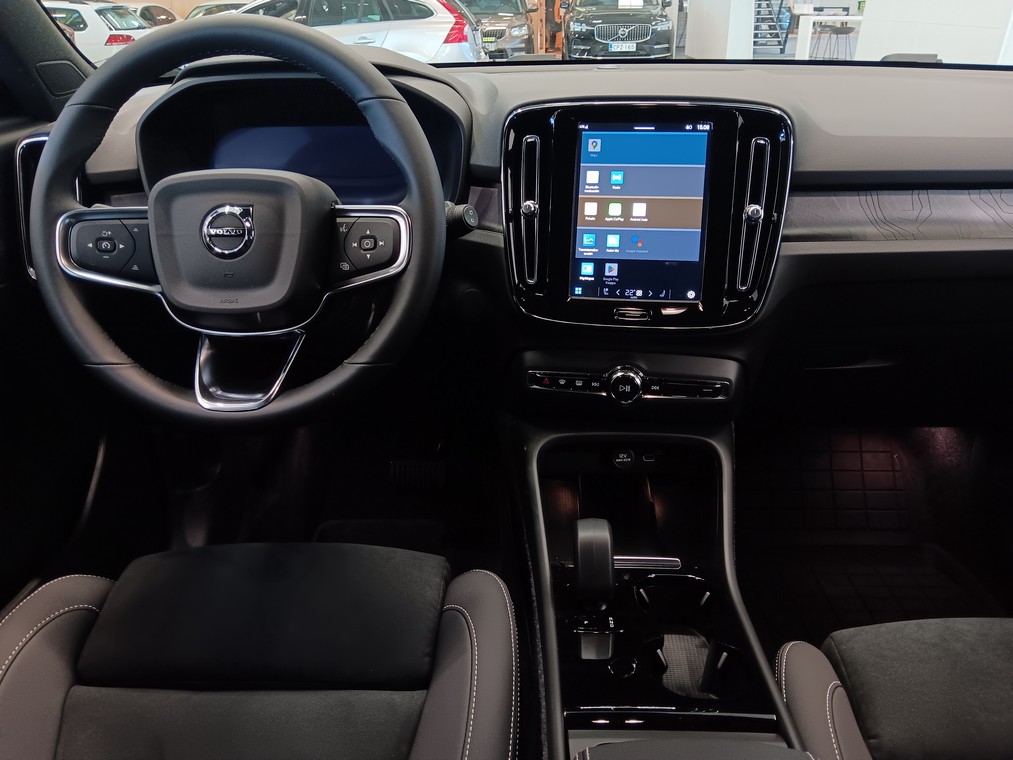 Volvo EX40 TWIN PLUS PRO.