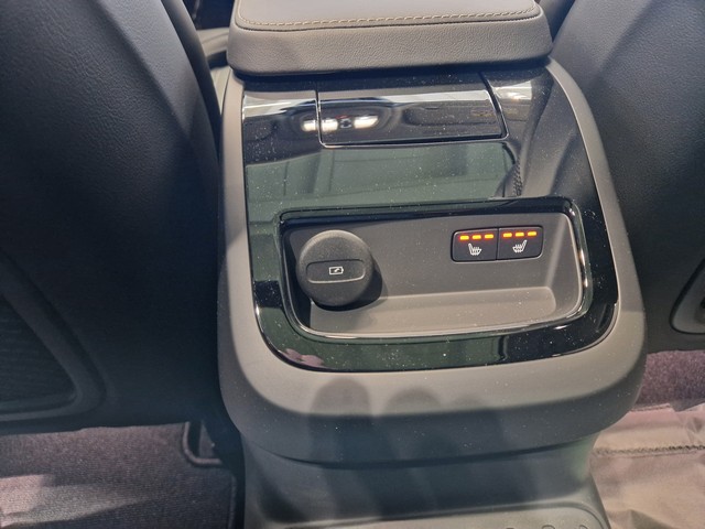 Volvo V60 T8 AWD LONG RANGE ULTRA PRO DARK SELEKT TAKUU