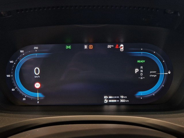 Volvo V60 T8 AWD LONG RANGE ULTRA PRO DARK SELEKT TAKUU