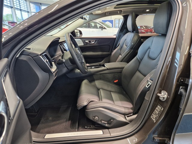 Volvo V60 T8 AWD LONG RANGE ULTRA PRO DARK SELEKT TAKUU