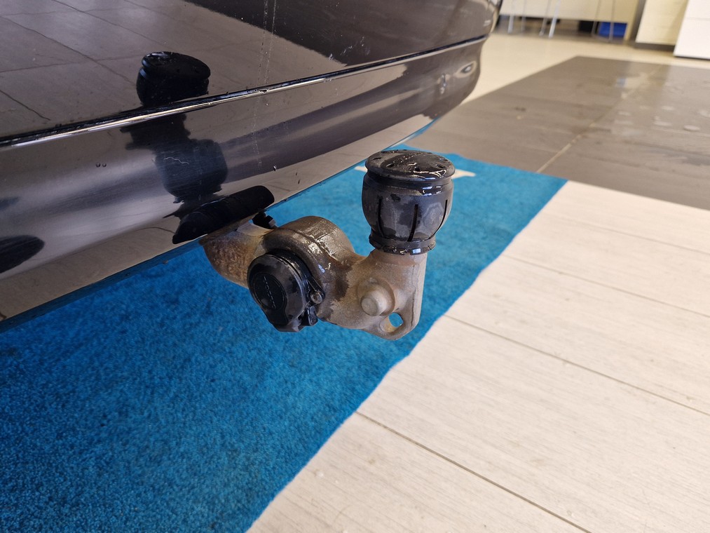 Volvo XC90 B5 AWD D-MHEV PLUS BRIGHT TAKUU 24KK/40TKM.