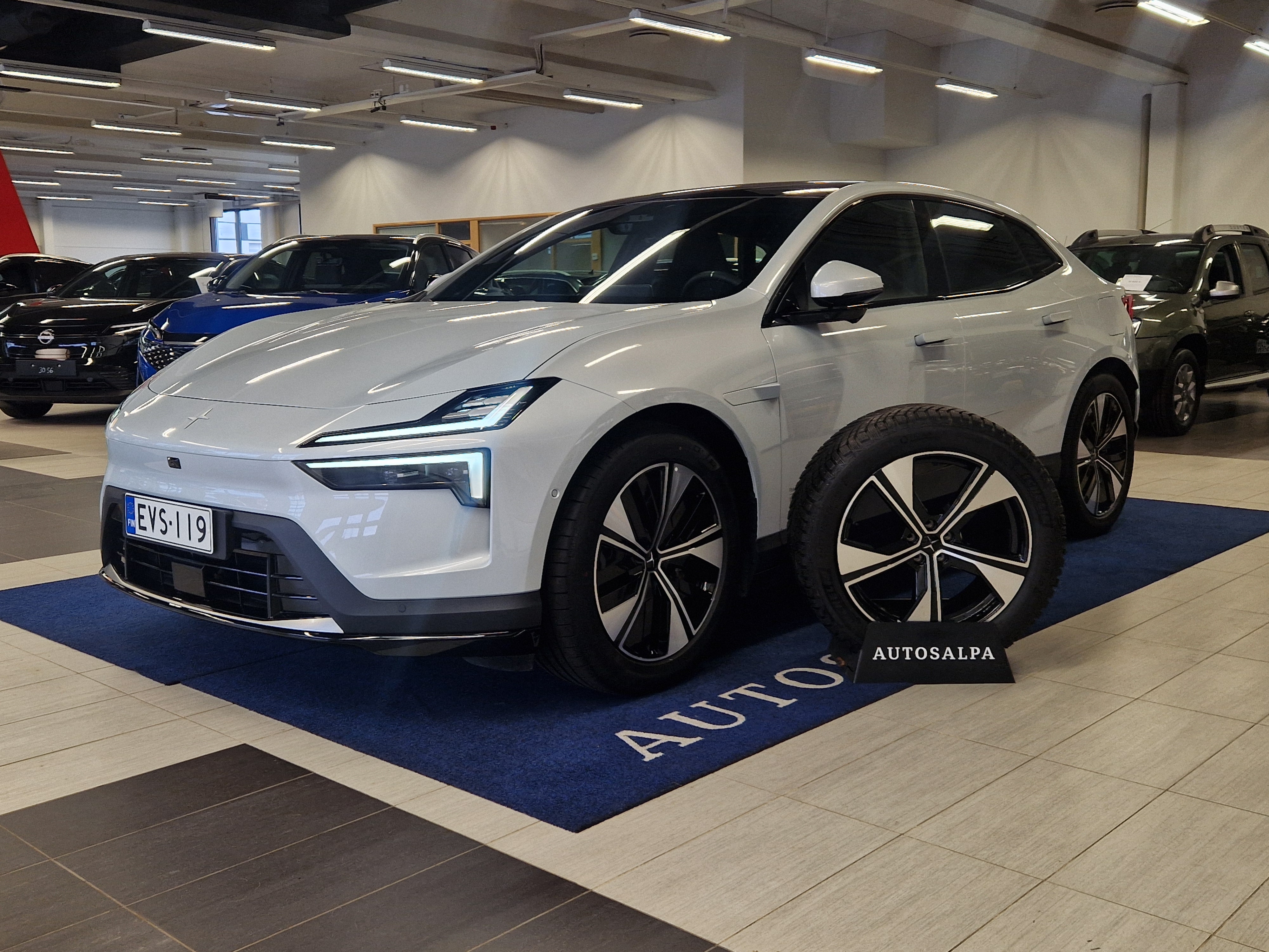 Polestar 4 Long Range Single motor 2026, kuva 2/17