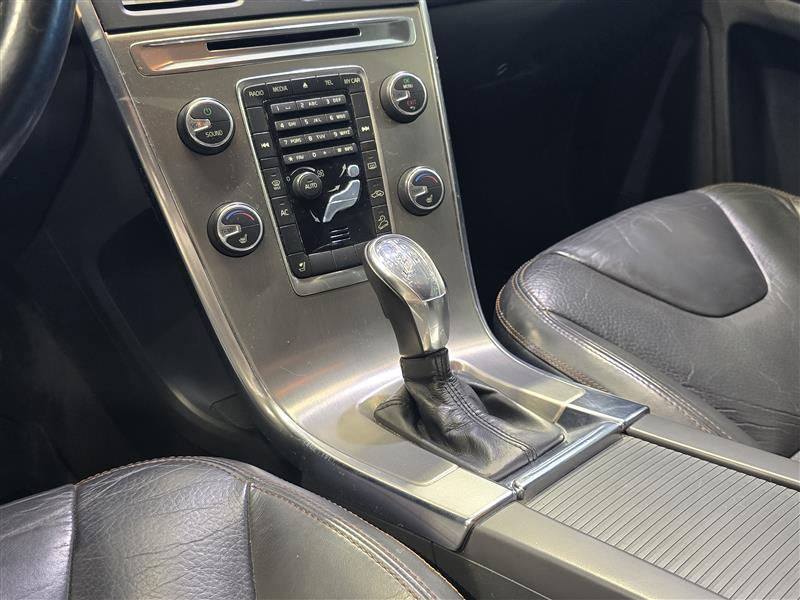 Volvo XC60 D5 AWD SUMMUM AUT