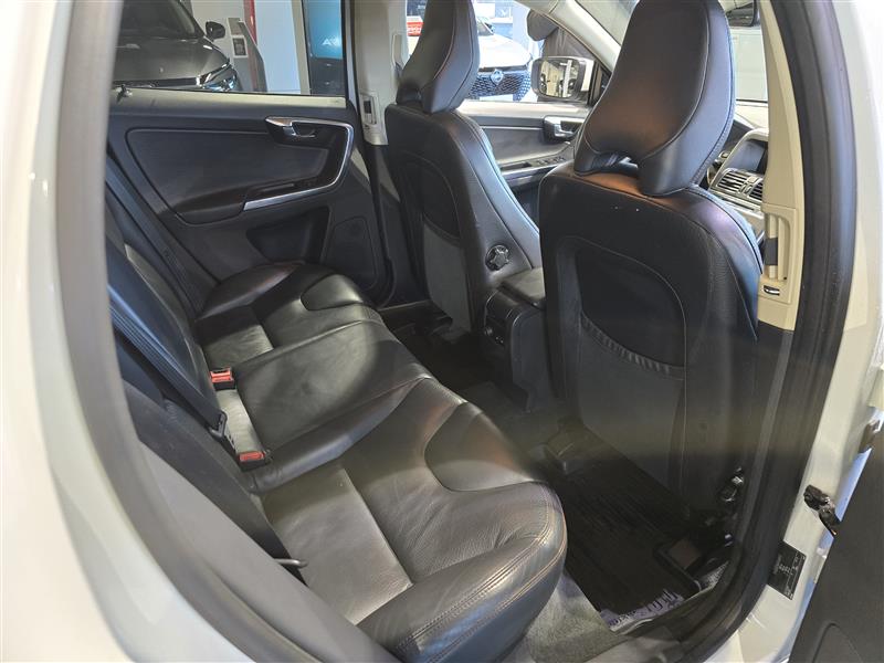 Volvo XC60 D5 AWD SUMMUM AUT