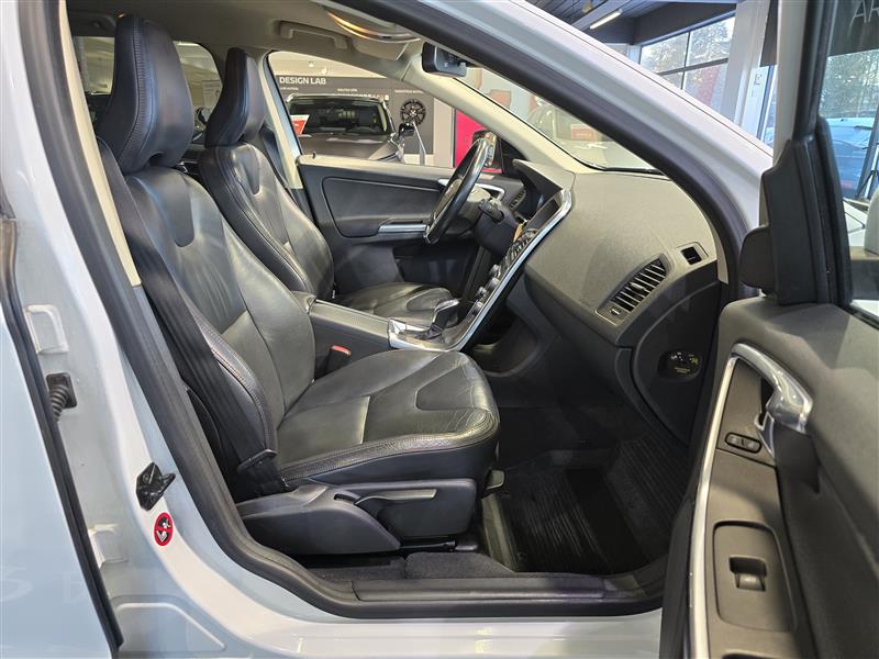 Volvo XC60 D5 AWD SUMMUM AUT