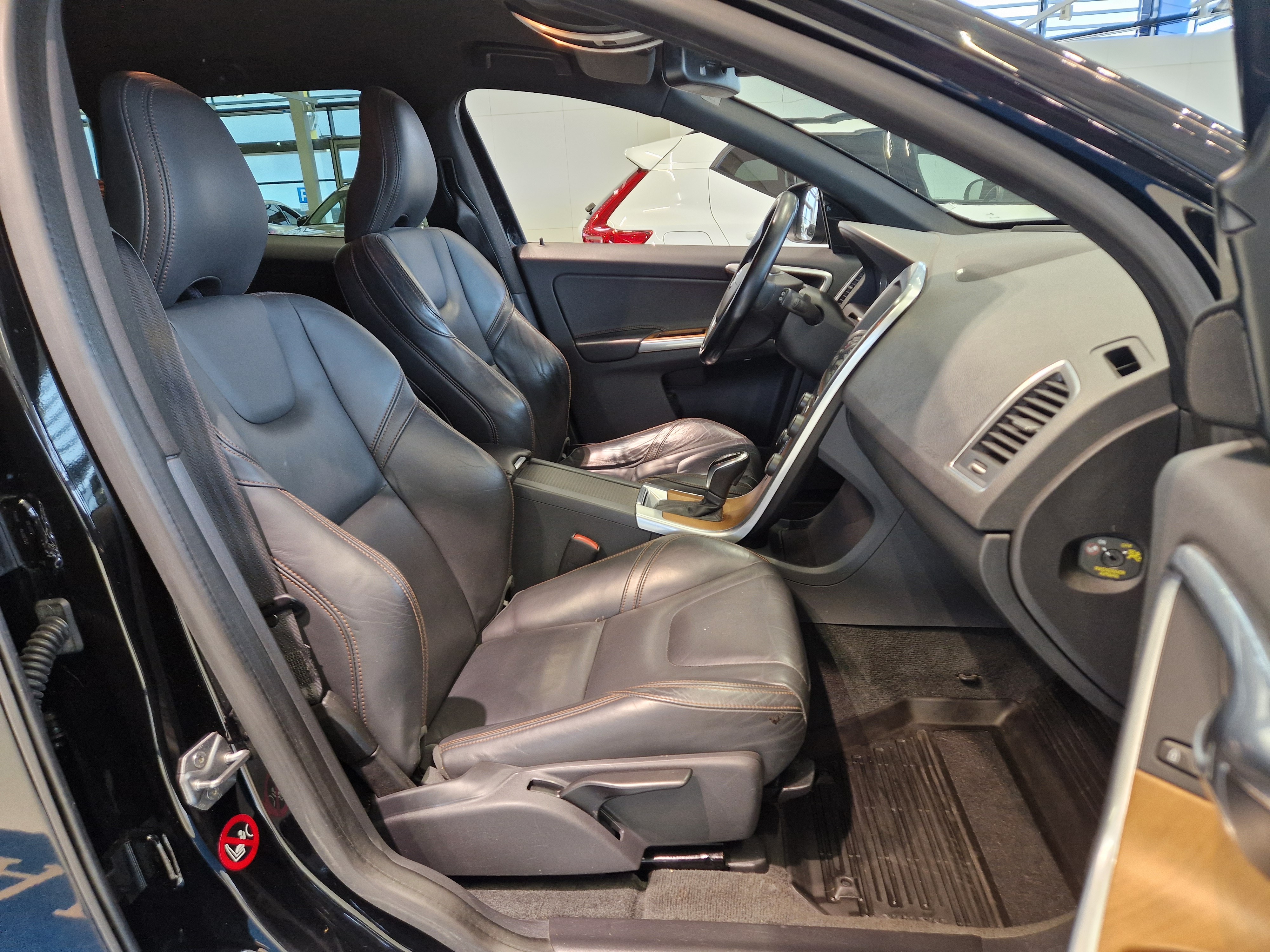 Volvo XC60 D4 AWD BUSINESS SUMMUM AUT