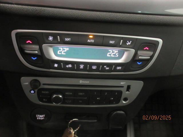 Renault MEGANE SPORT TOURER ENERGY TCE 115 S&AMP;S LIMITED