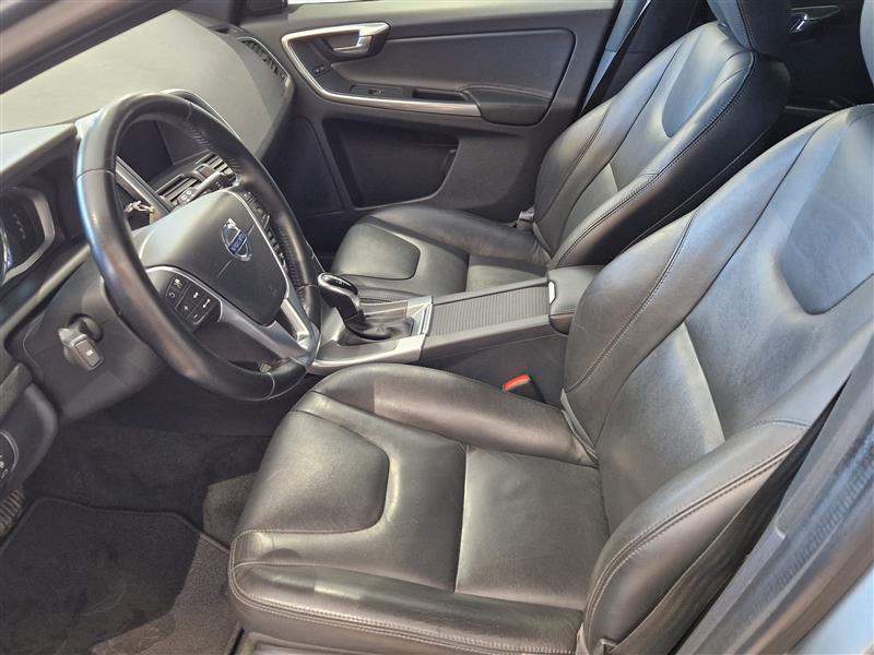 Volvo XC60 D5 AWD SUMMUM AUT