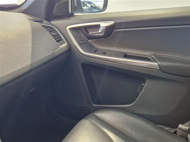 Volvo XC60 D5 AWD SUMMUM AUT