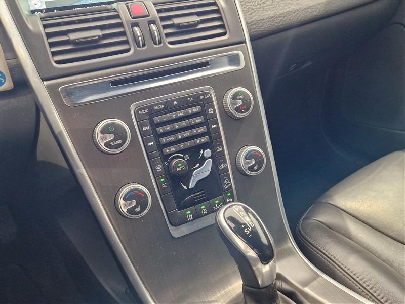 Volvo XC60 D5 AWD SUMMUM AUT