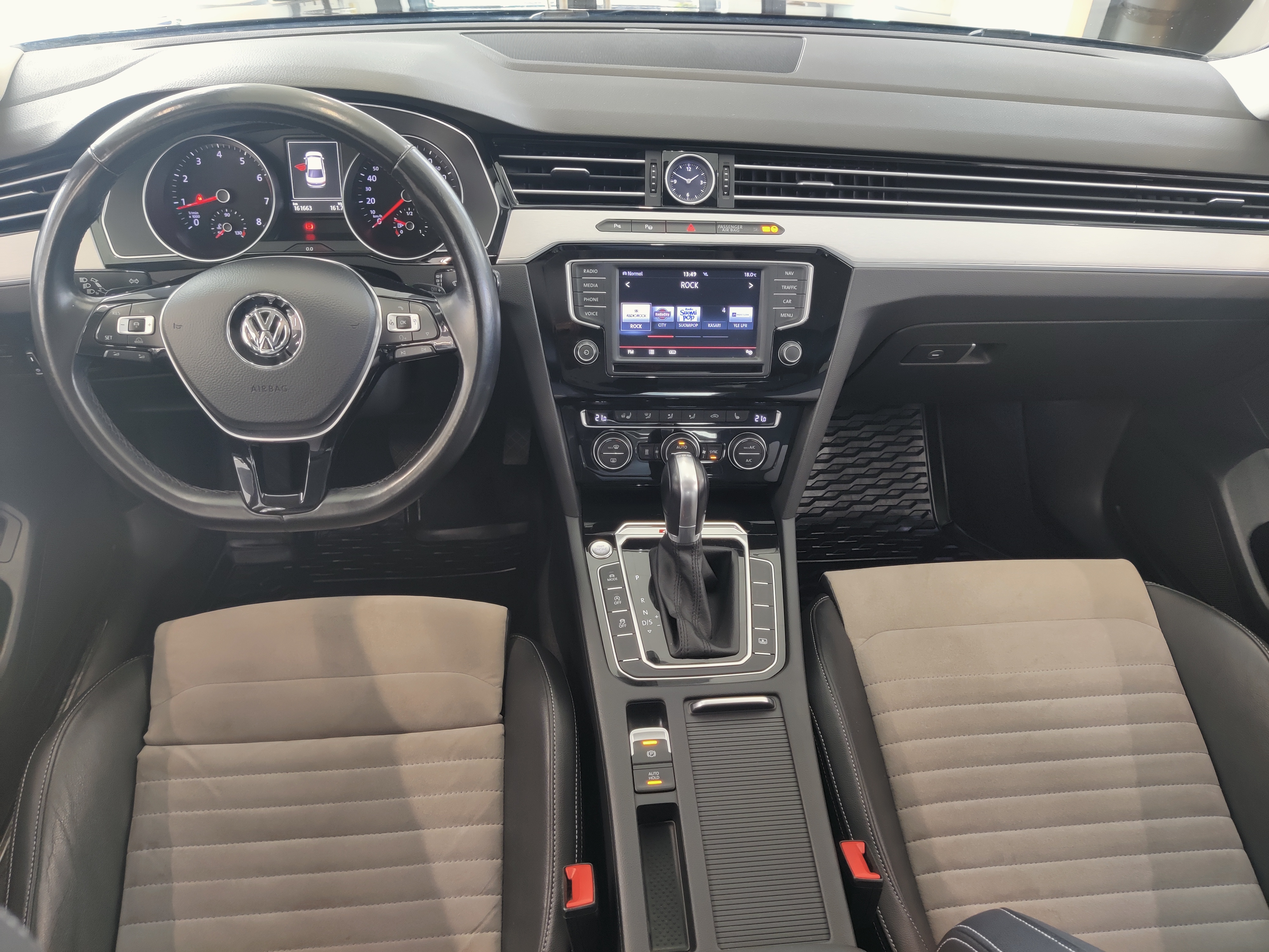 Volkswagen PASSAT SEDAN HIGHLINE 2,0 TSI 206 KW (280 HV) 4MOTION DSG