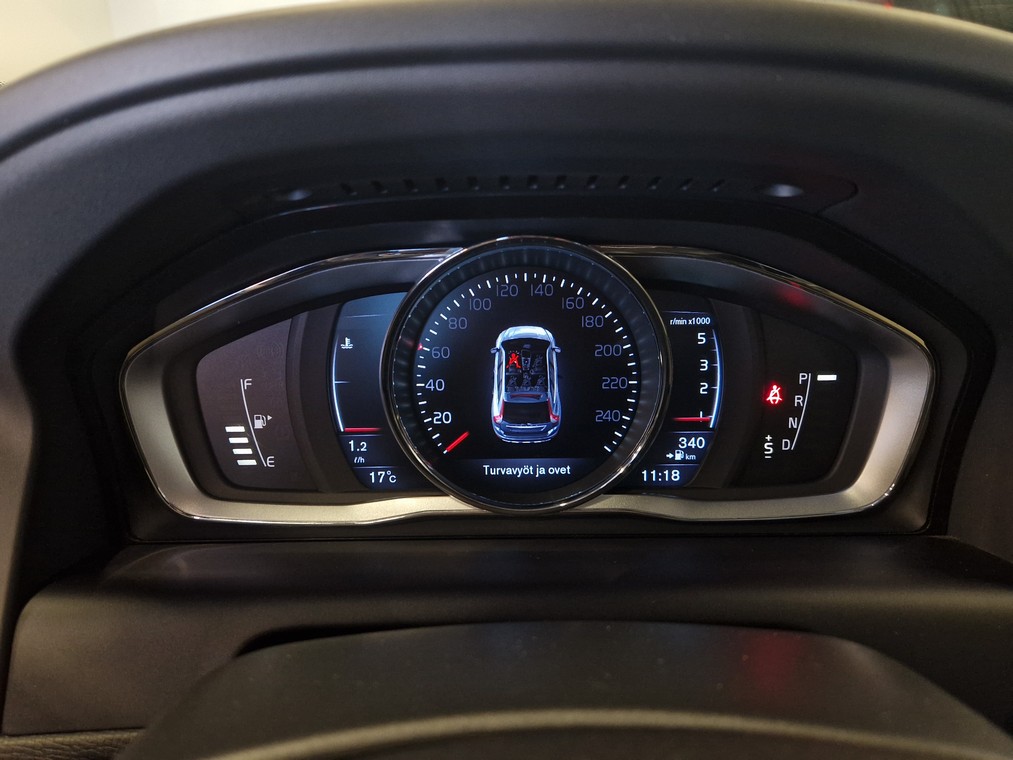 Volvo XC60 D4 AWD SUMMUM AUT
