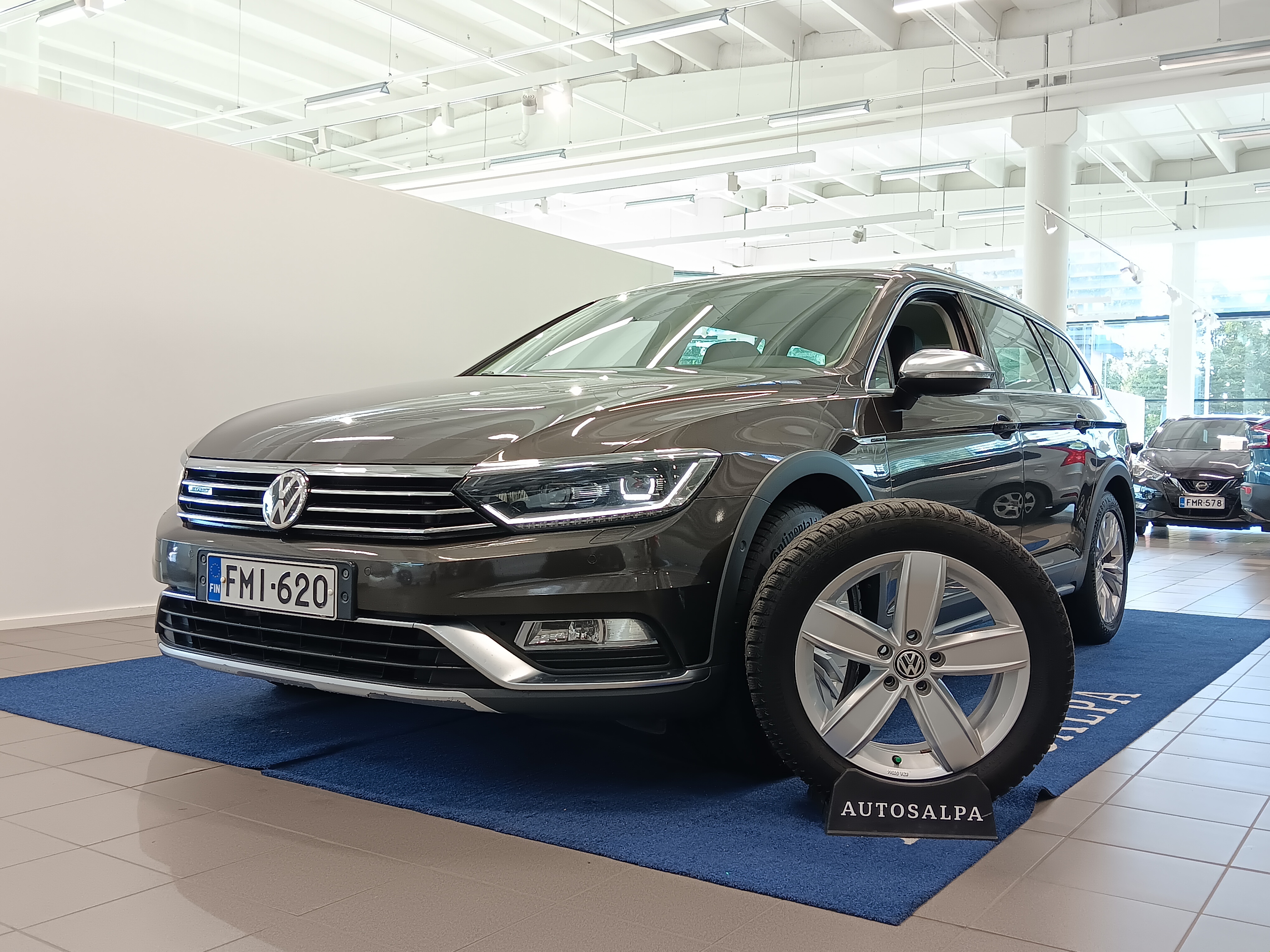 Volkswagen Passat 2016, photo 2/21