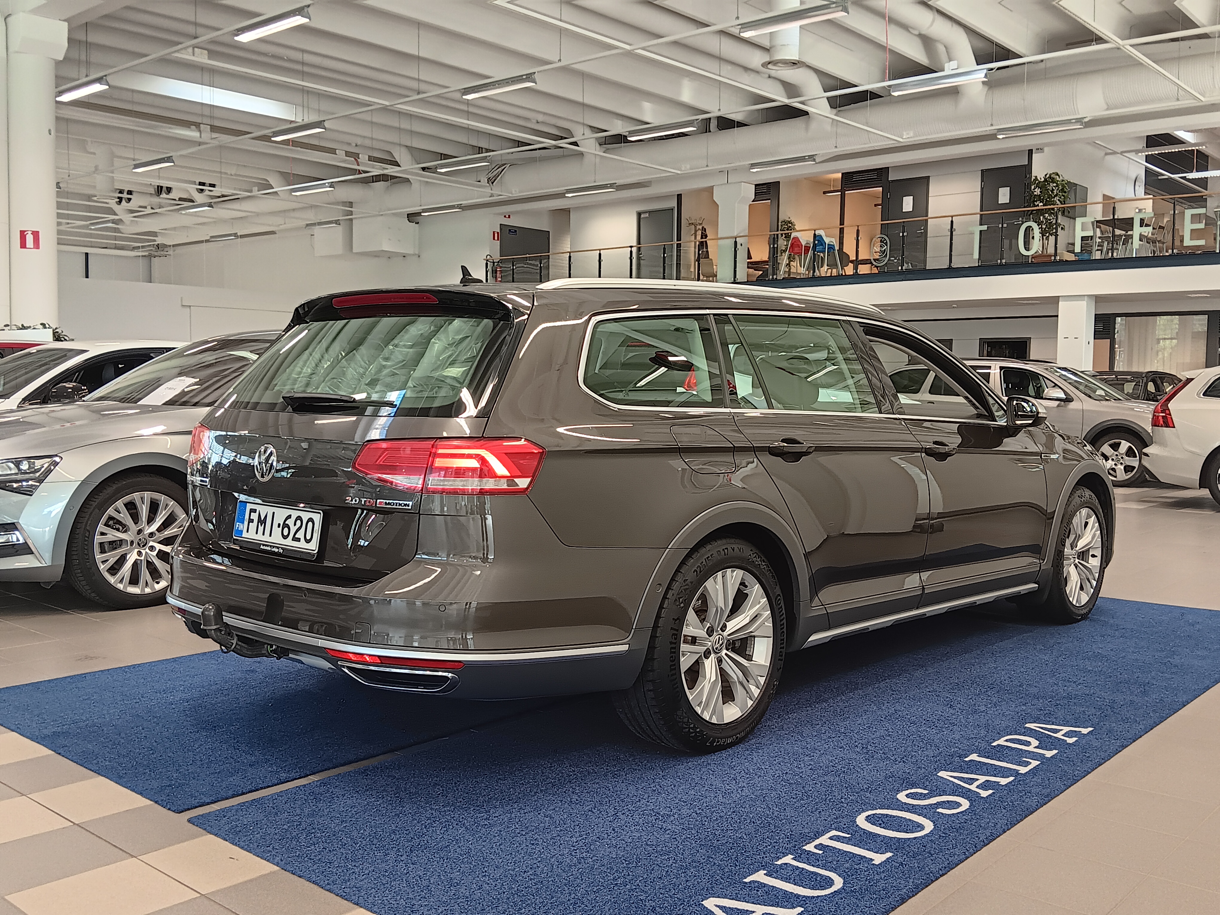 Volkswagen Passat 2016, photo 4/21