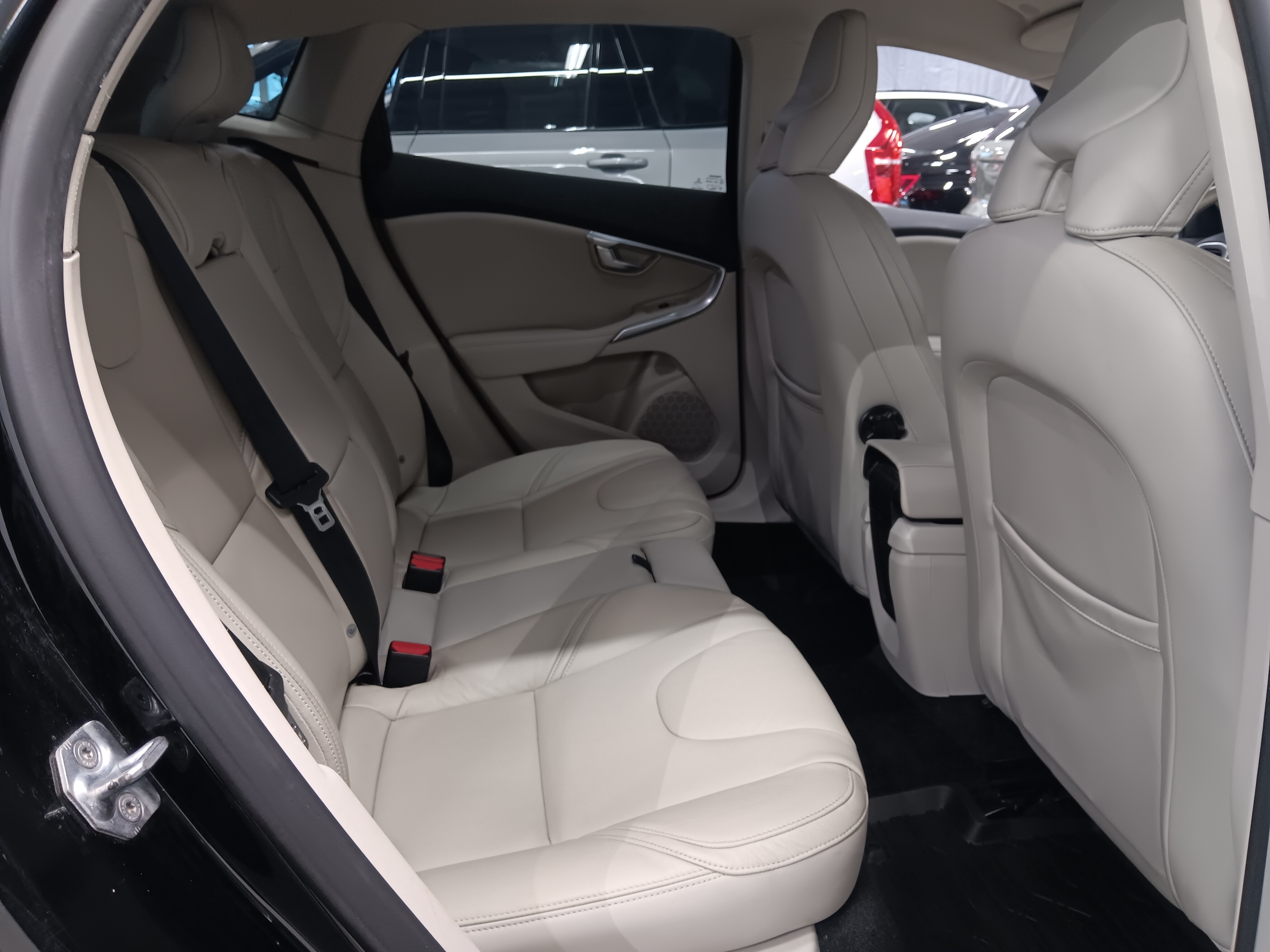 Volvo V40 D2 INSCRIPTION AUT