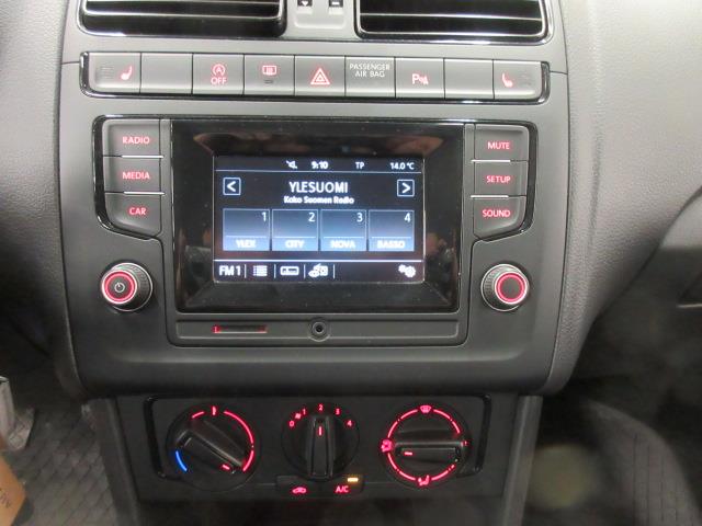 Volkswagen POLO TRENDLINE 1,0 55 KW (75 HV)