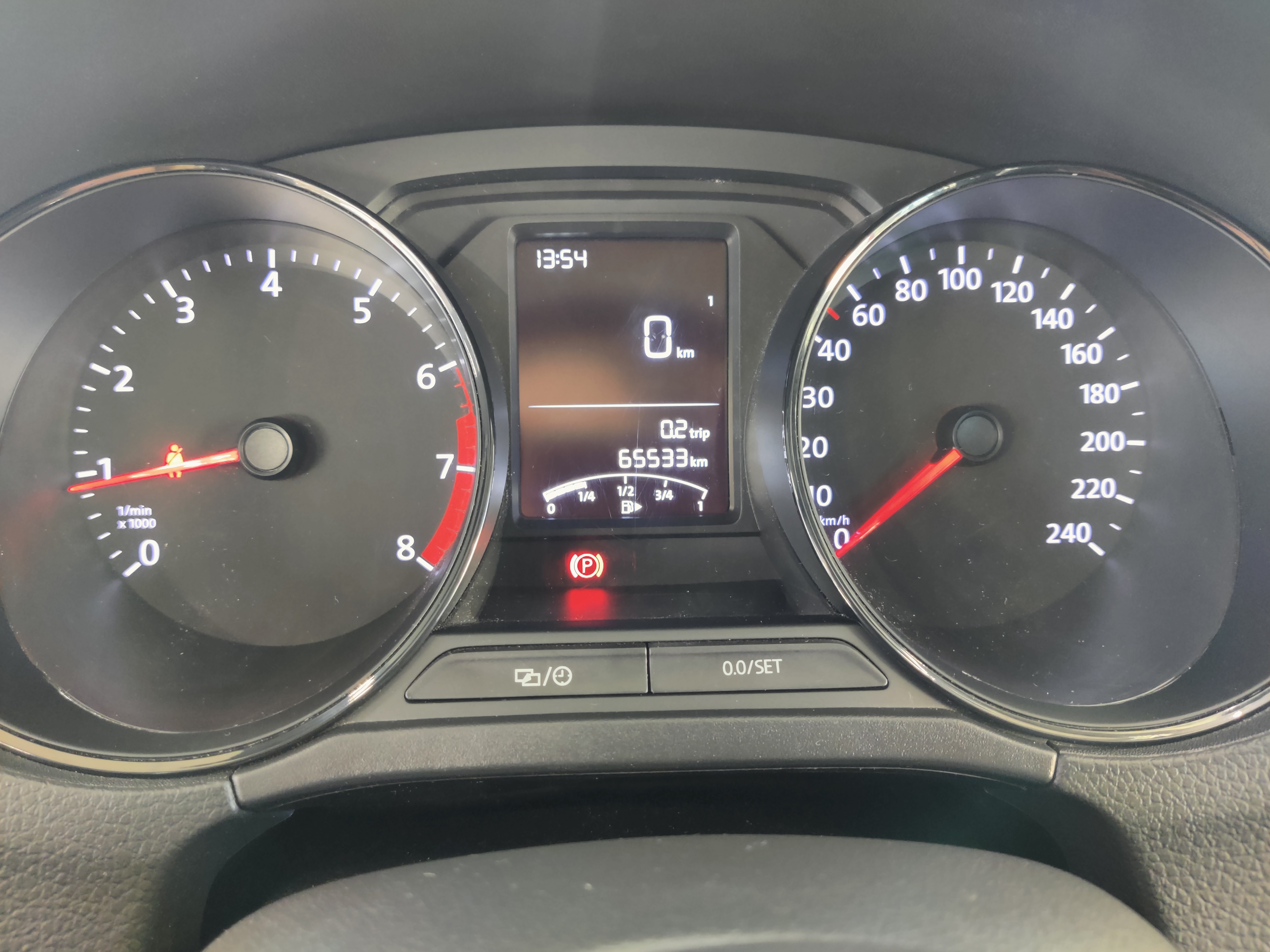 Volkswagen POLO TRENDLINE 1,0 55 KW (75 HV)