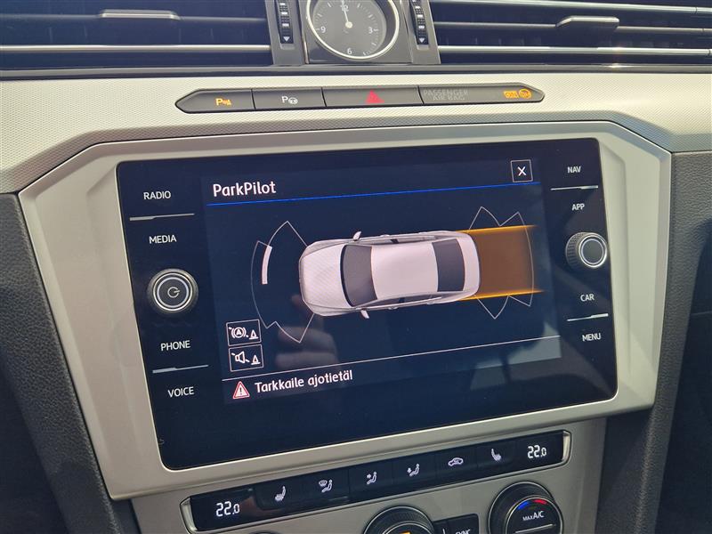 Volkswagen PASSAT SEDAN COMFORTLINE 1.4 TSI 92 KW (125 HV) DSG-AUTOM