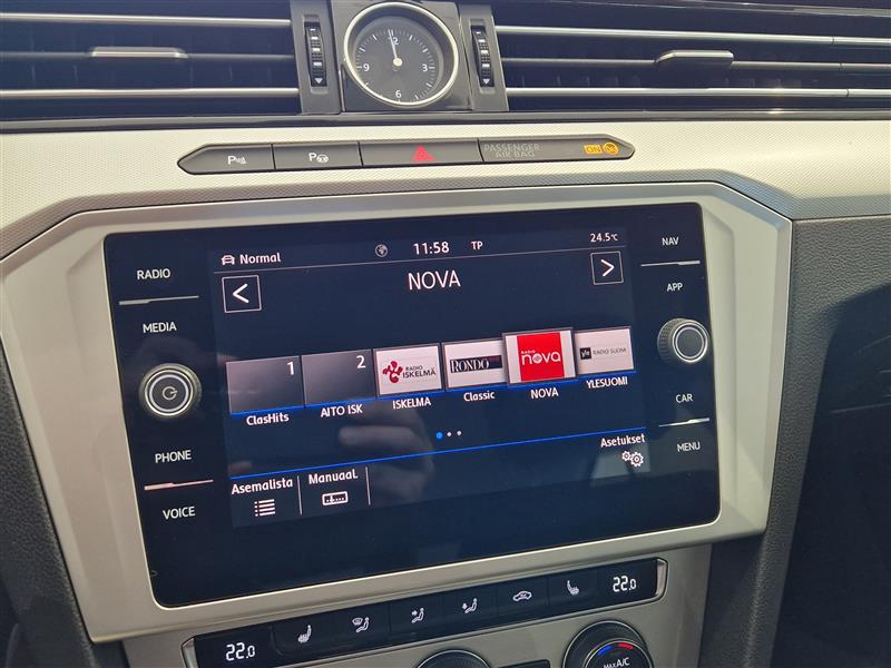 Volkswagen PASSAT SEDAN COMFORTLINE 1.4 TSI 92 KW (125 HV) DSG-AUTOM