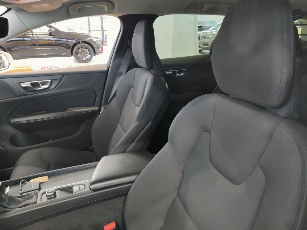 Volvo V60 D3 BUSINESS AUT