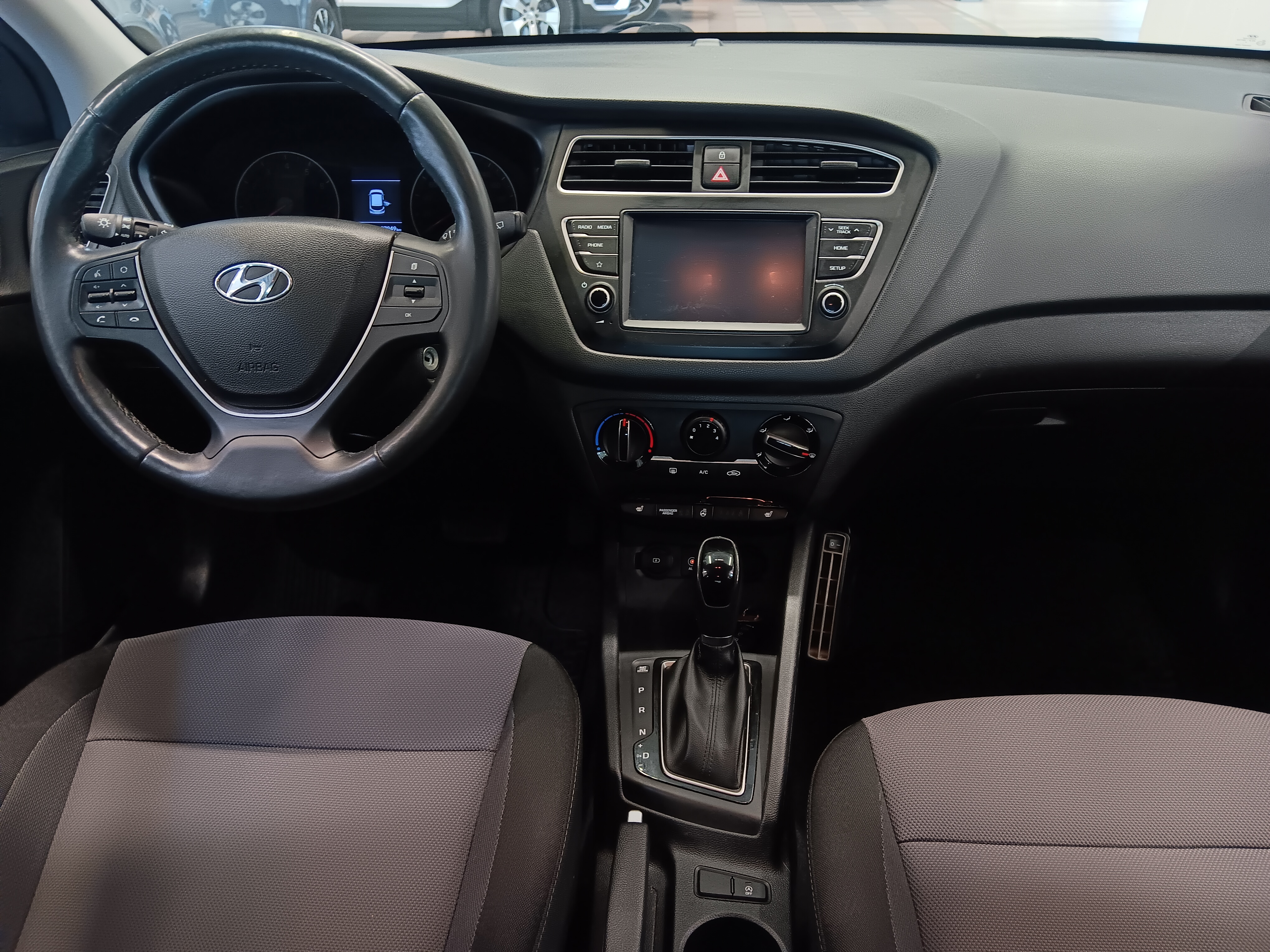 Hyundai I20 HATCHBACK 1,0 T-GDI 100 HV 7-DCT FRESH W