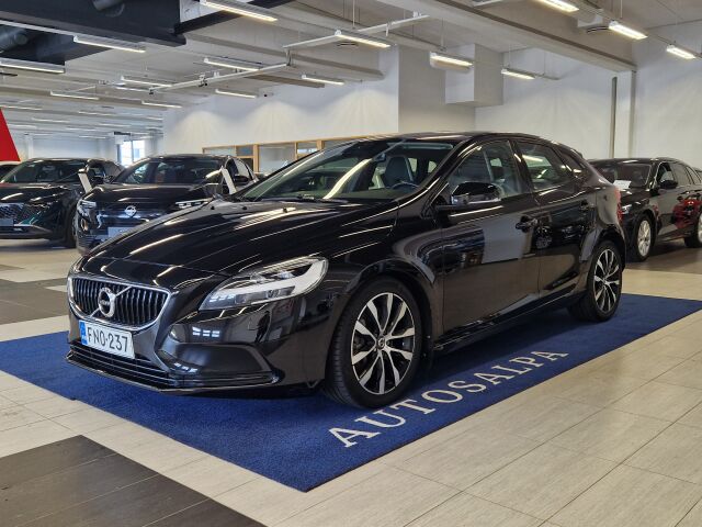 volvo V40 D2 BUSINESS DYNAMIC EDITION TAKUU 12KK/20TKM