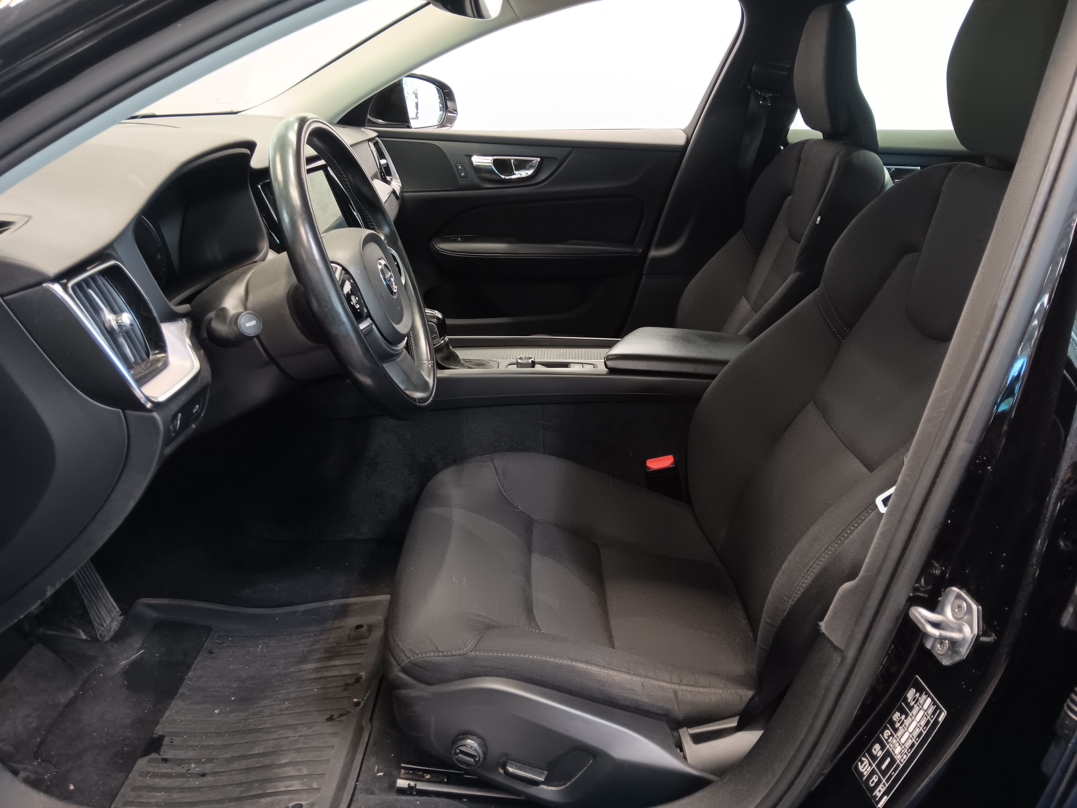 Volvo V60 D3 Business aut 2019, kuva 6/7