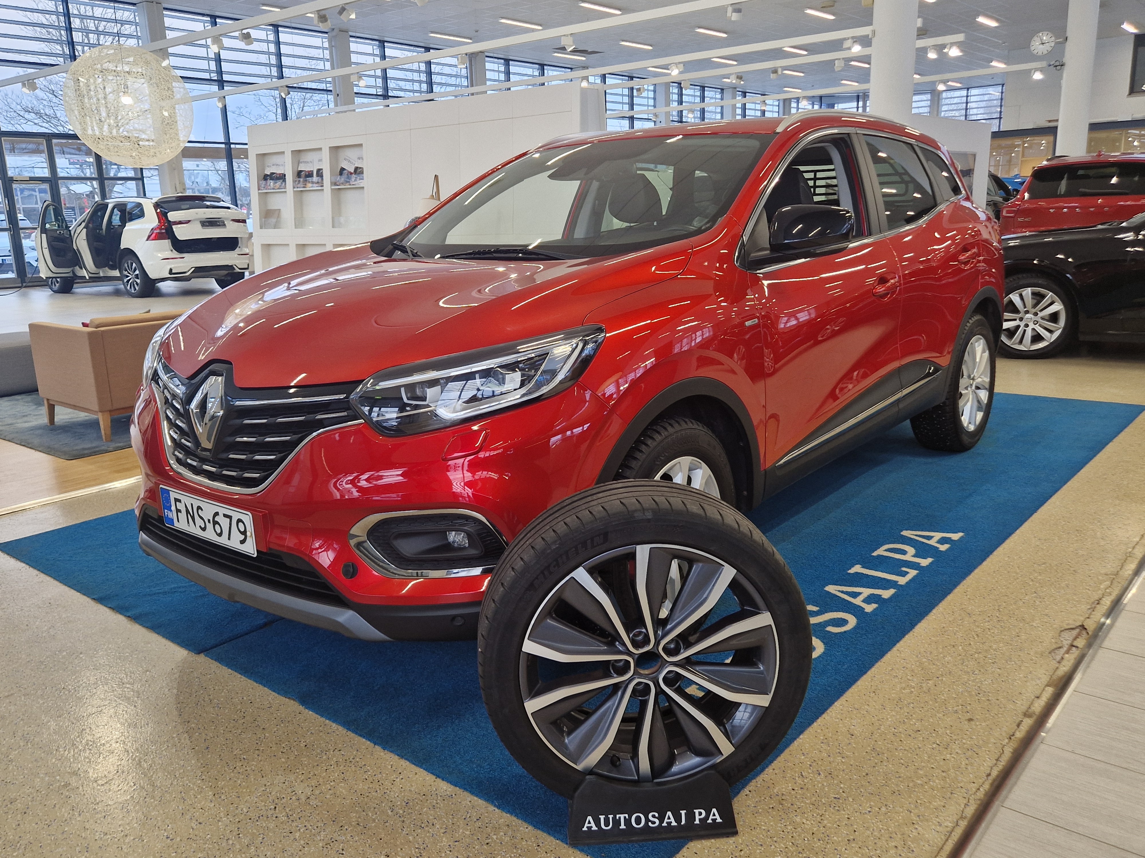 Renault KADJAR TCE 160 EDC7-AUT BOSE AT TAKUU 12KK/20TKM