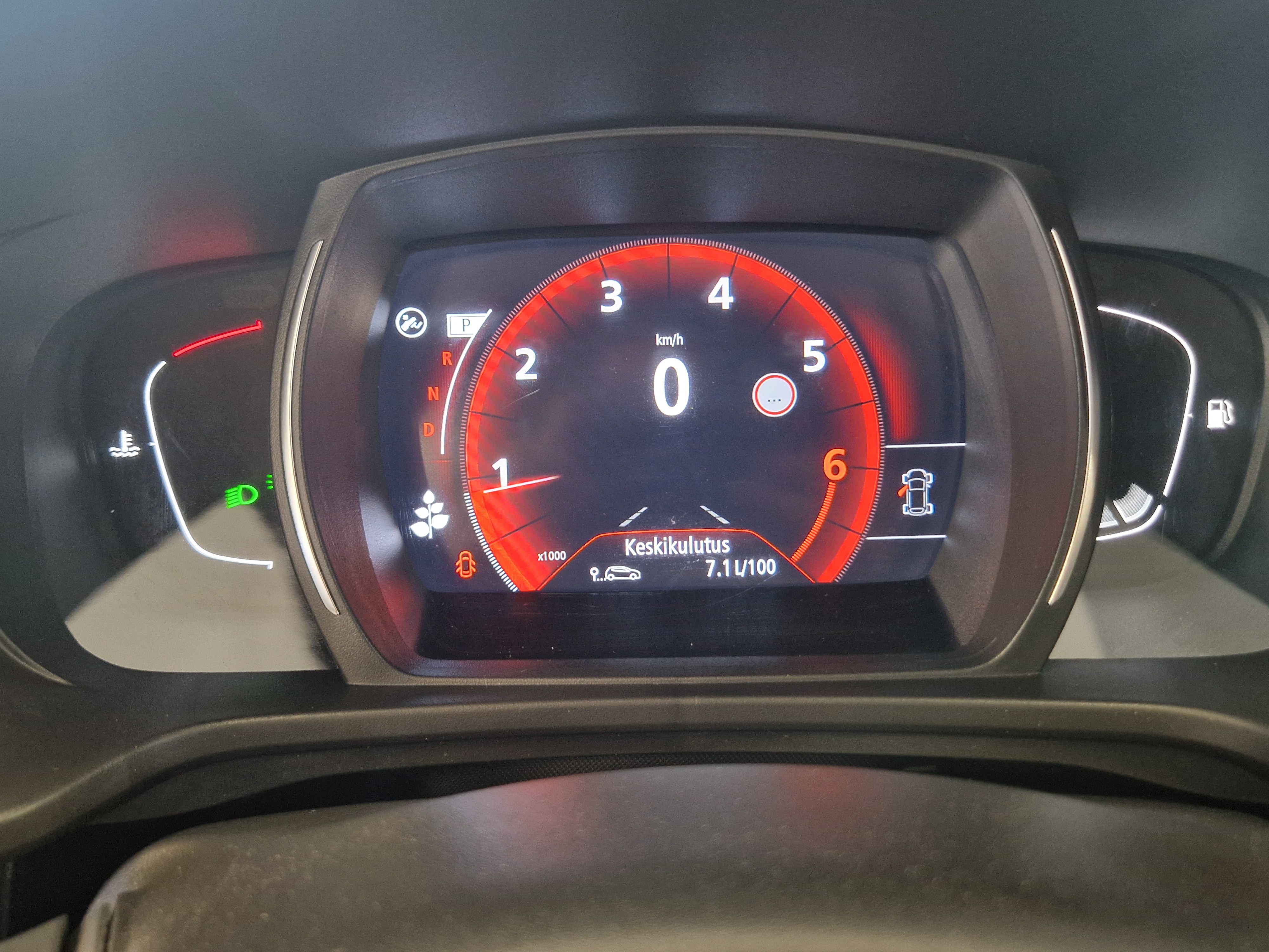 Renault KADJAR TCE 160 EDC7-AUT BOSE AT TAKUU 12KK/20TKM