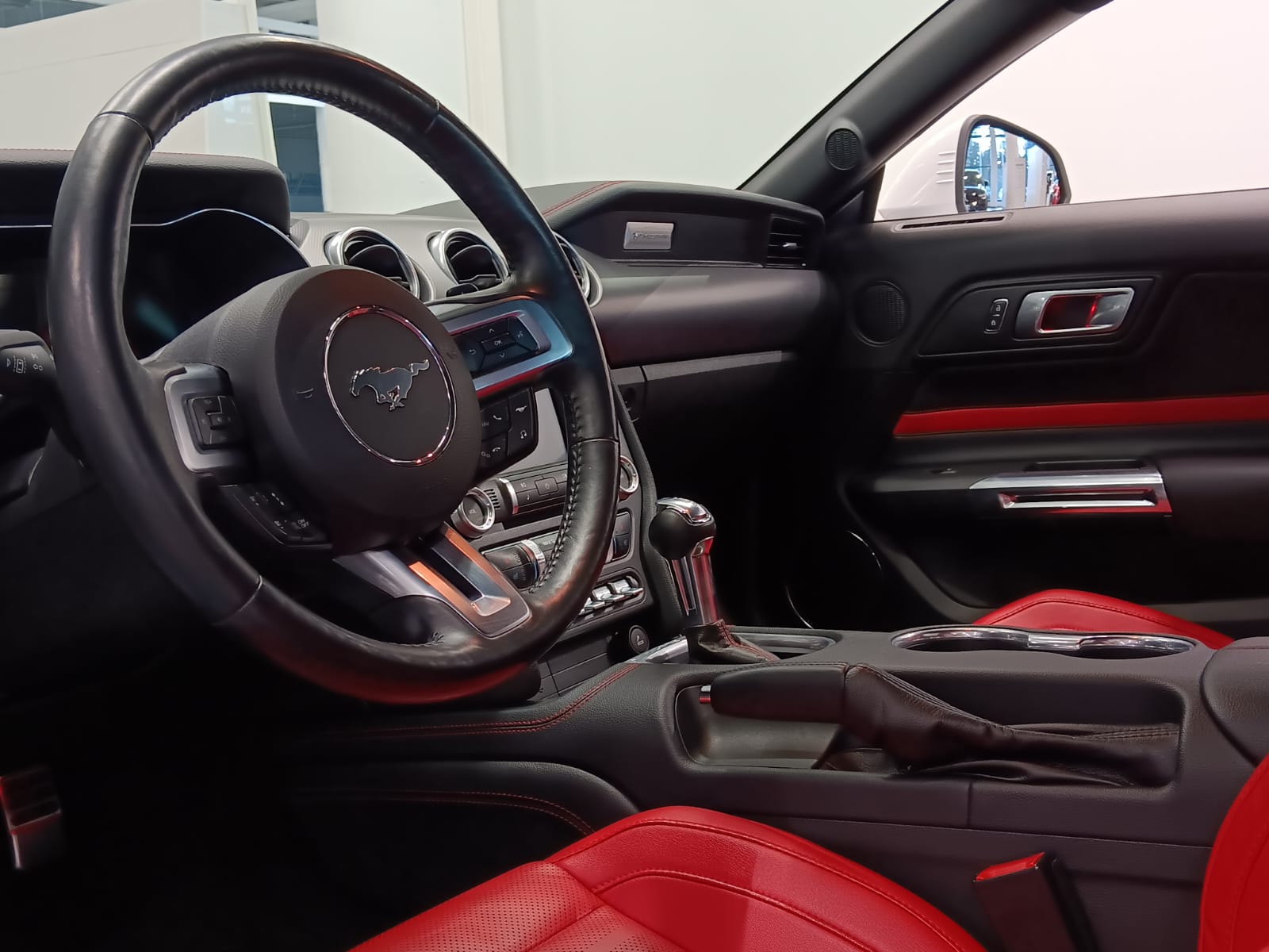 Ford MUSTANG 5,0 V8 GT 450HV A10 FASTBACK