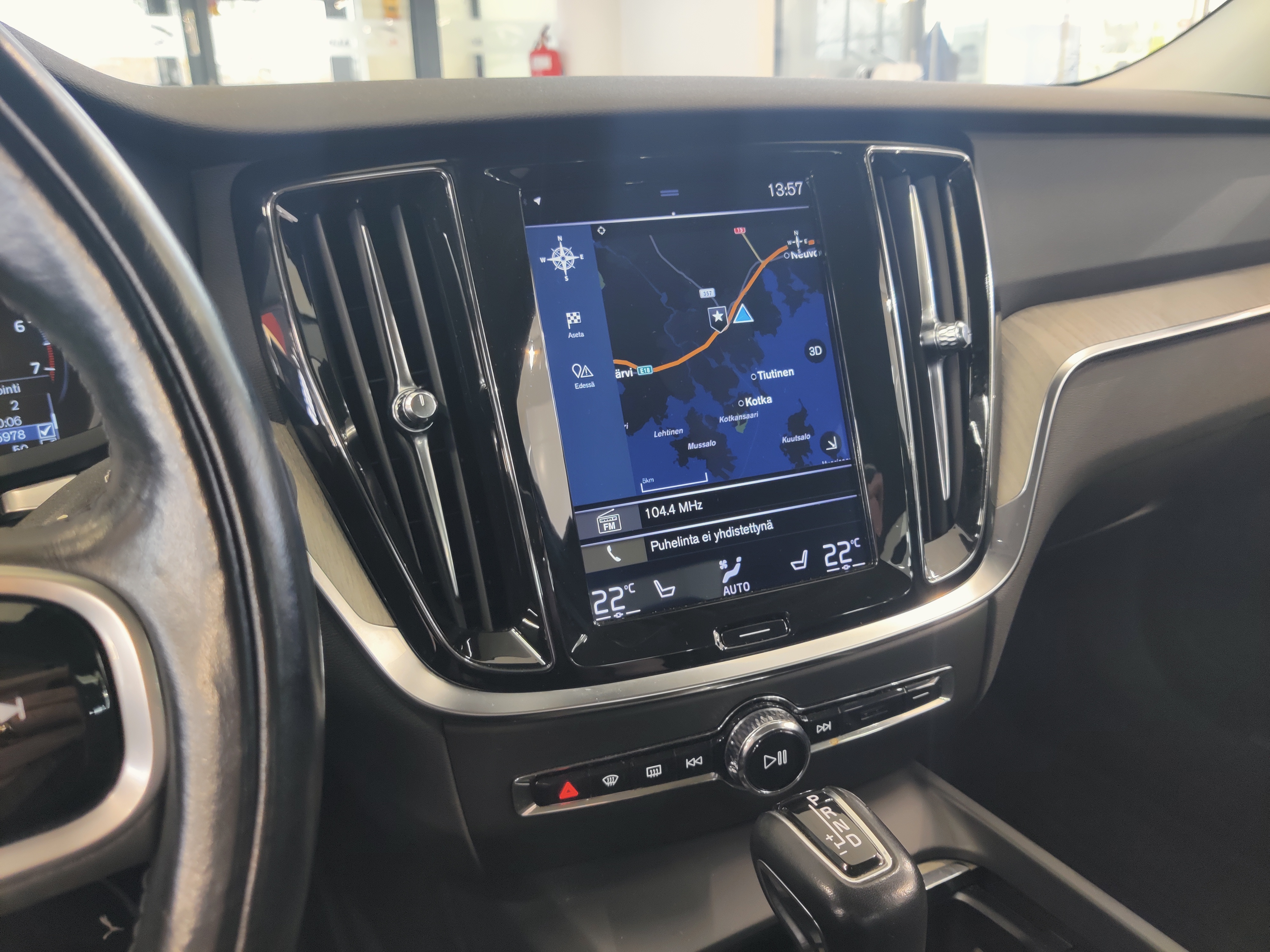 Volvo S60 T5 BUSINESS INSCRIPTION TAKUU 24KK/40TKM.