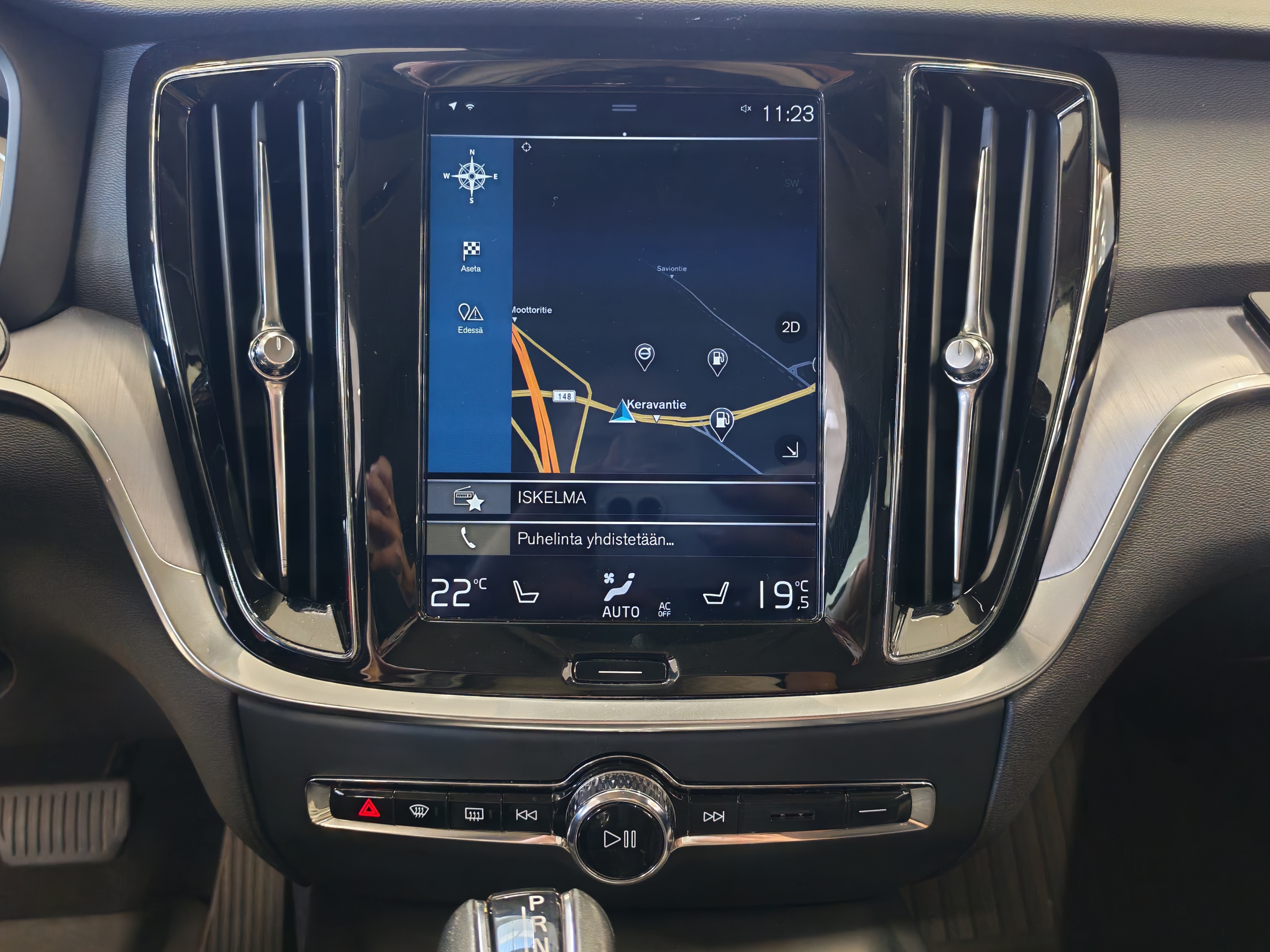 Volvo V60 D3 AWD MOMENTUM AUT