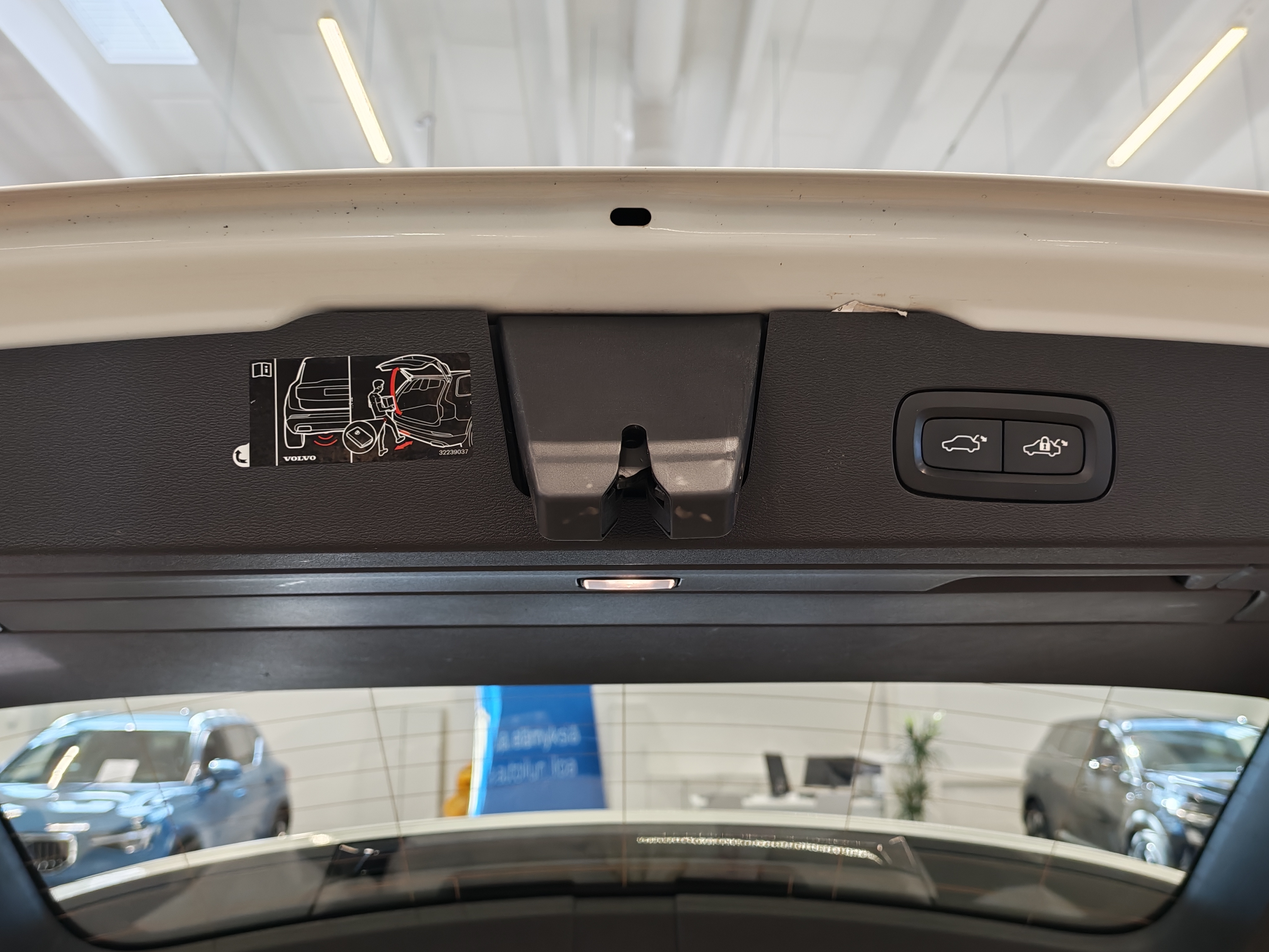Volvo V60 D3 AWD MOMENTUM AUT